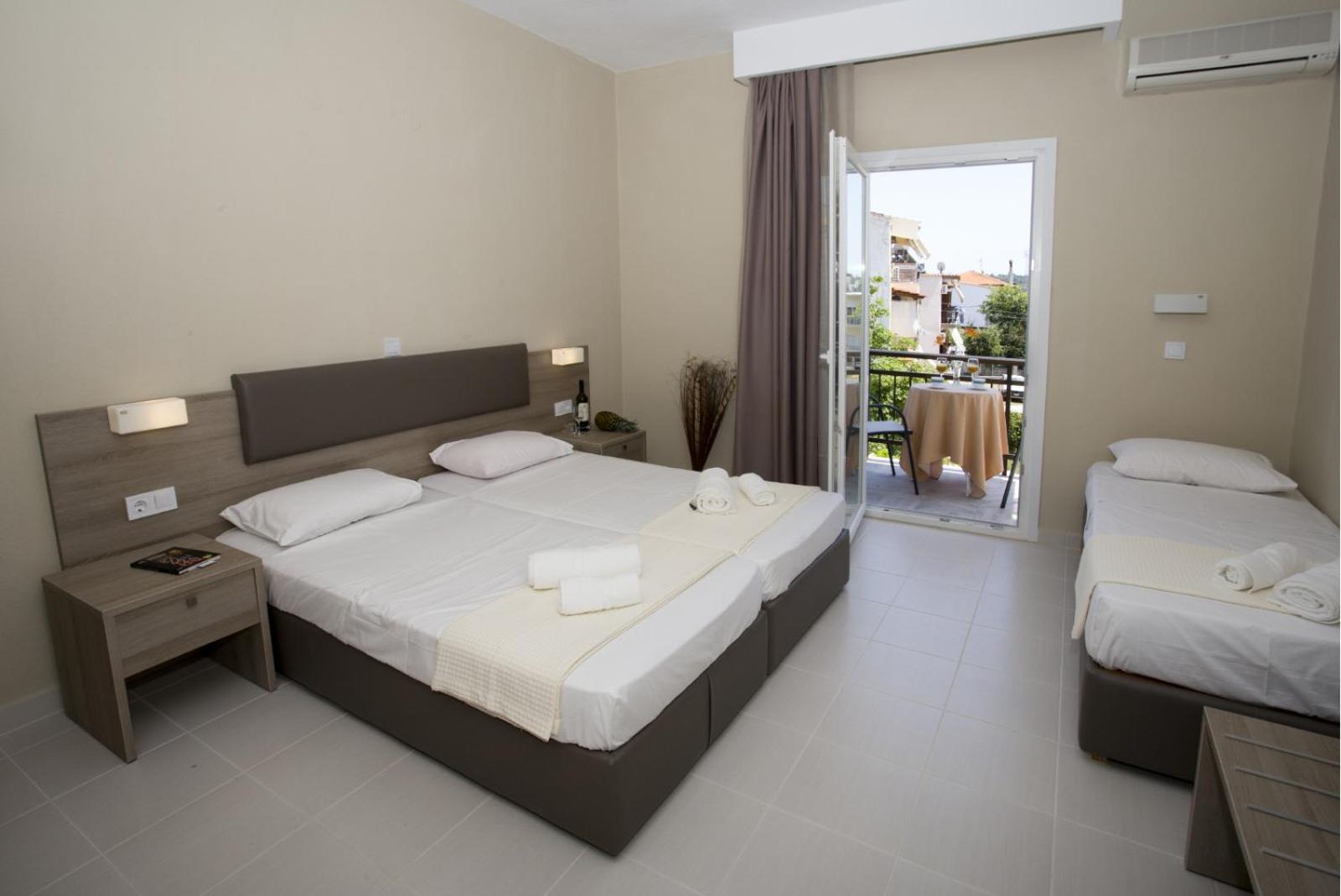 Aparthotel Sirines Complex