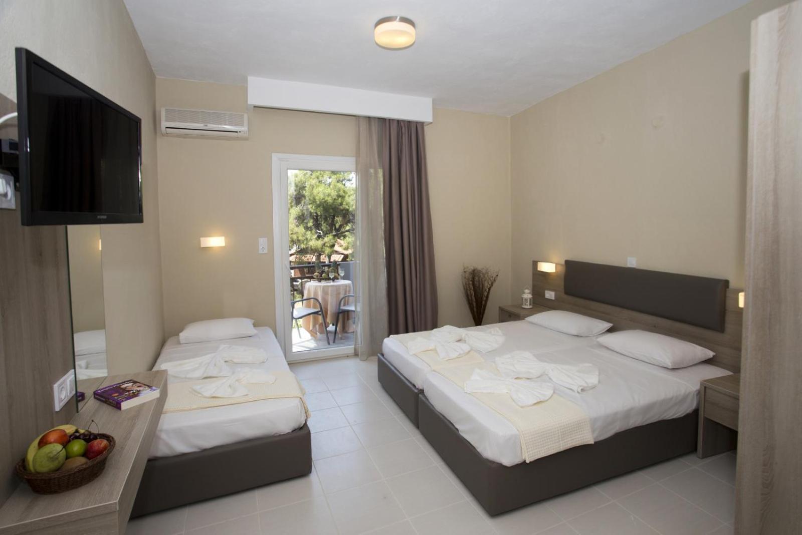 Aparthotel Sirines Complex