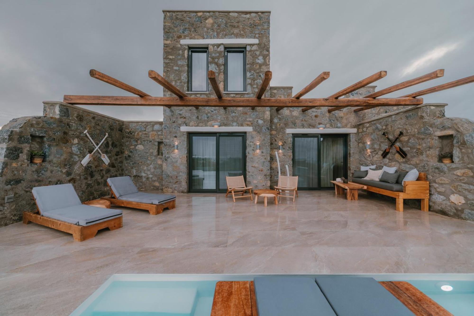 Naxos Privilege Villa