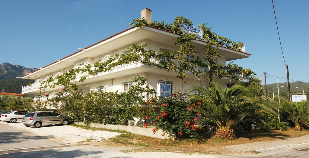 Fourkos Hotel 2*
