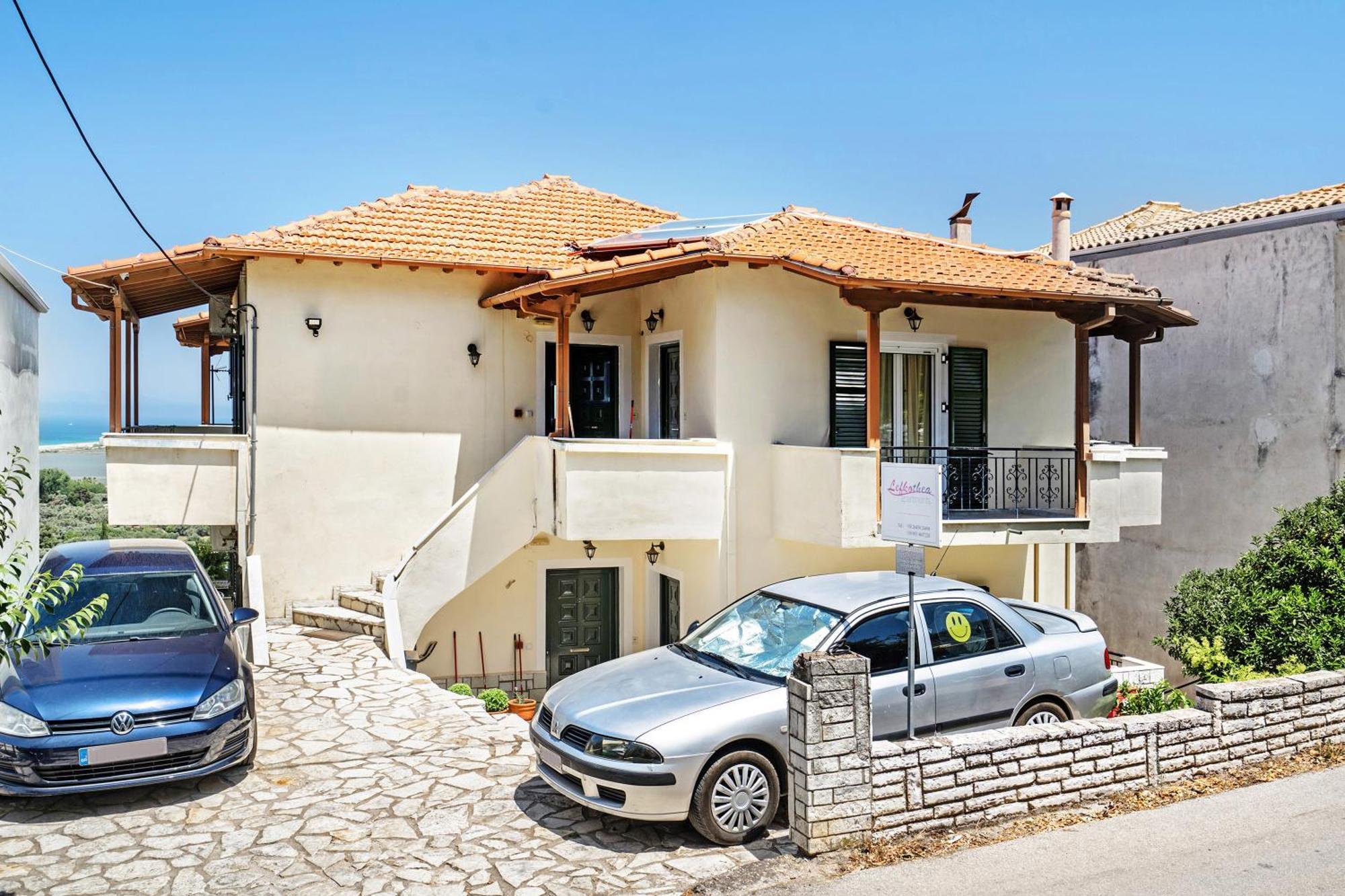 Apartment Lefkothea