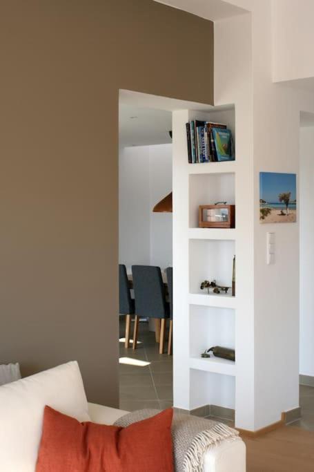 Great House In A Beautiful Olive Grove * Kini