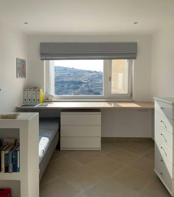 Great House In A Beautiful Olive Grove Kini
