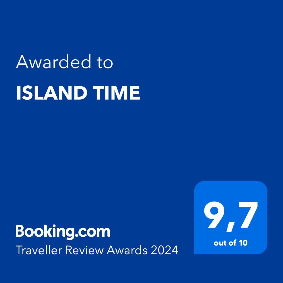 Apartment Island Time *