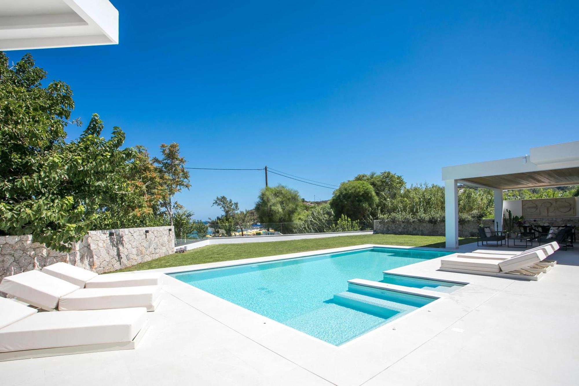 Ocean Pearl Sea View Villa *