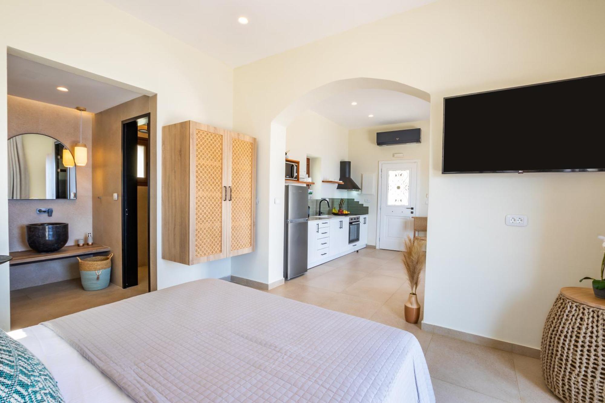 Mertelia Luxury Villa
