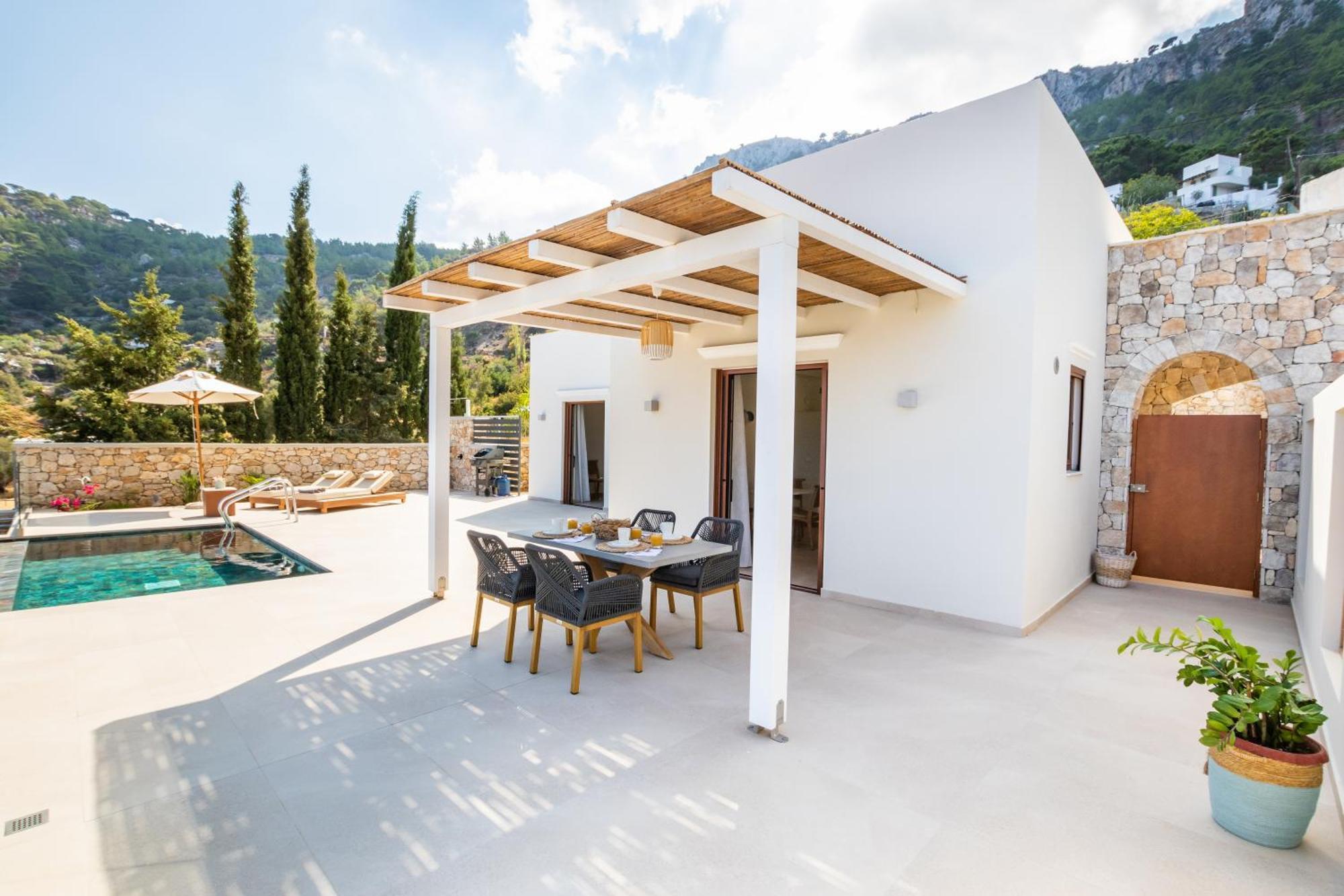 Mertelia Luxury Villa