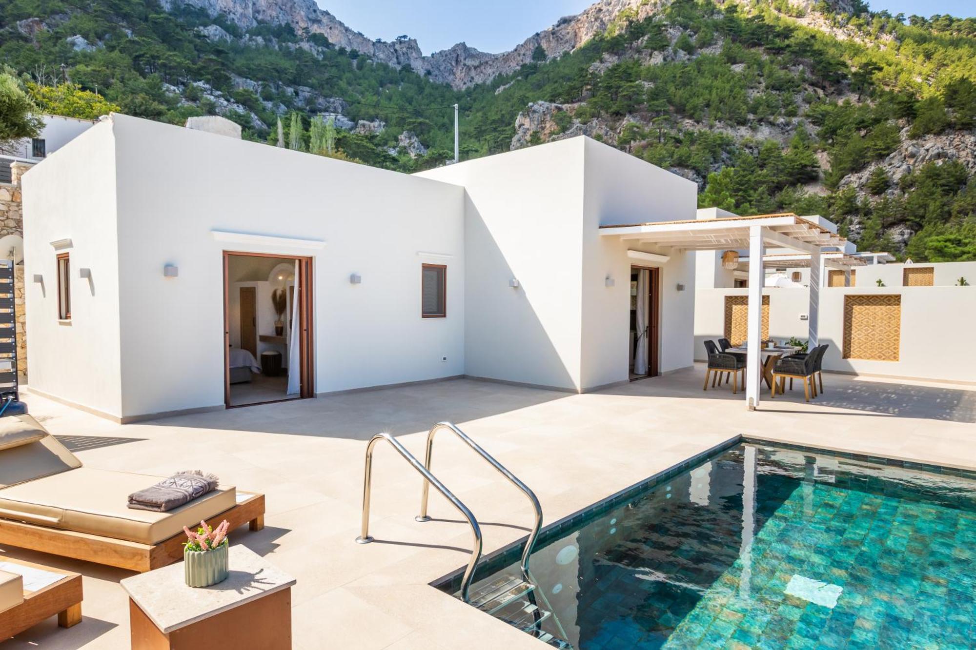 Mertelia Luxury Villa