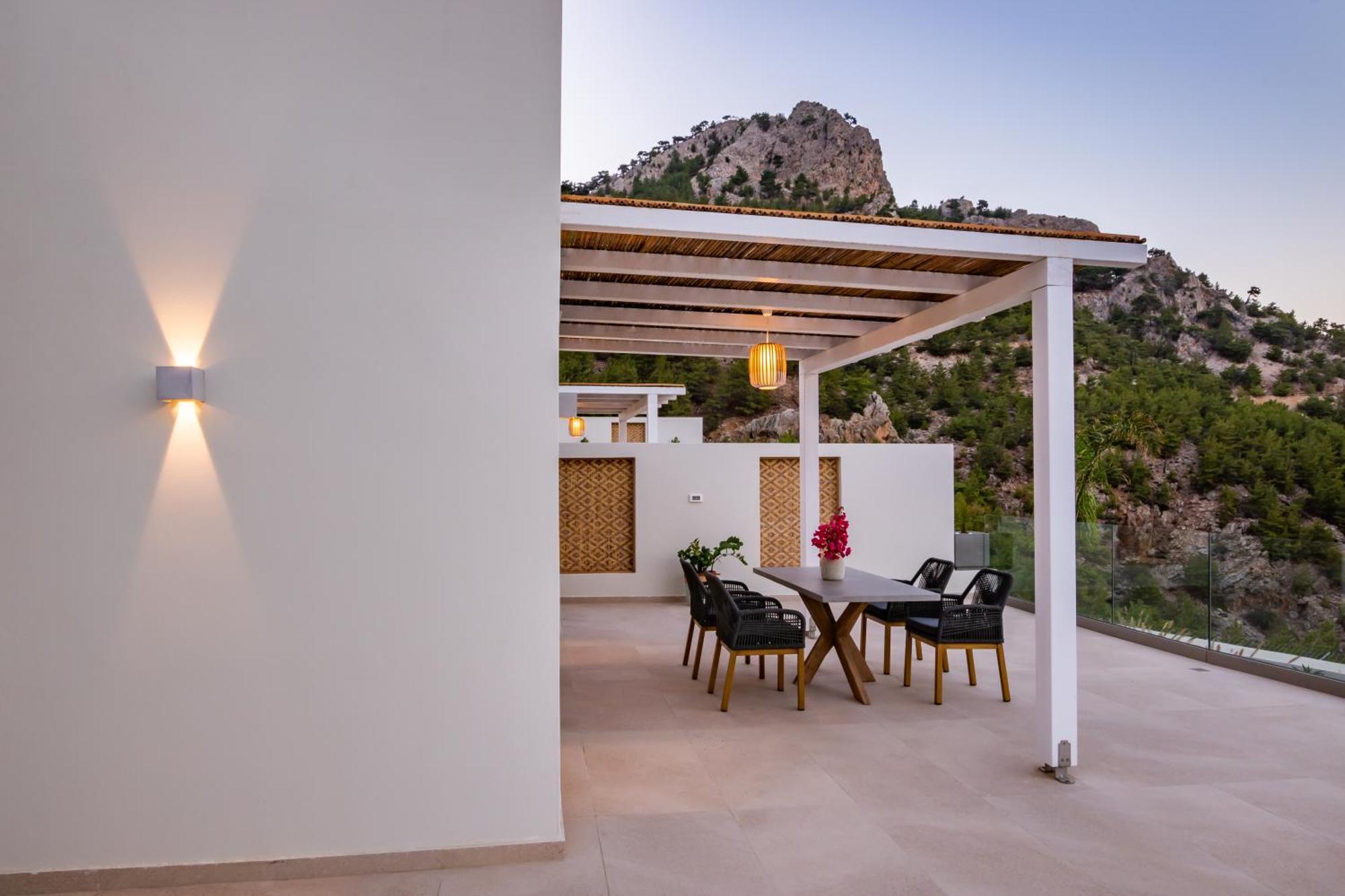 Mertelia Luxury *