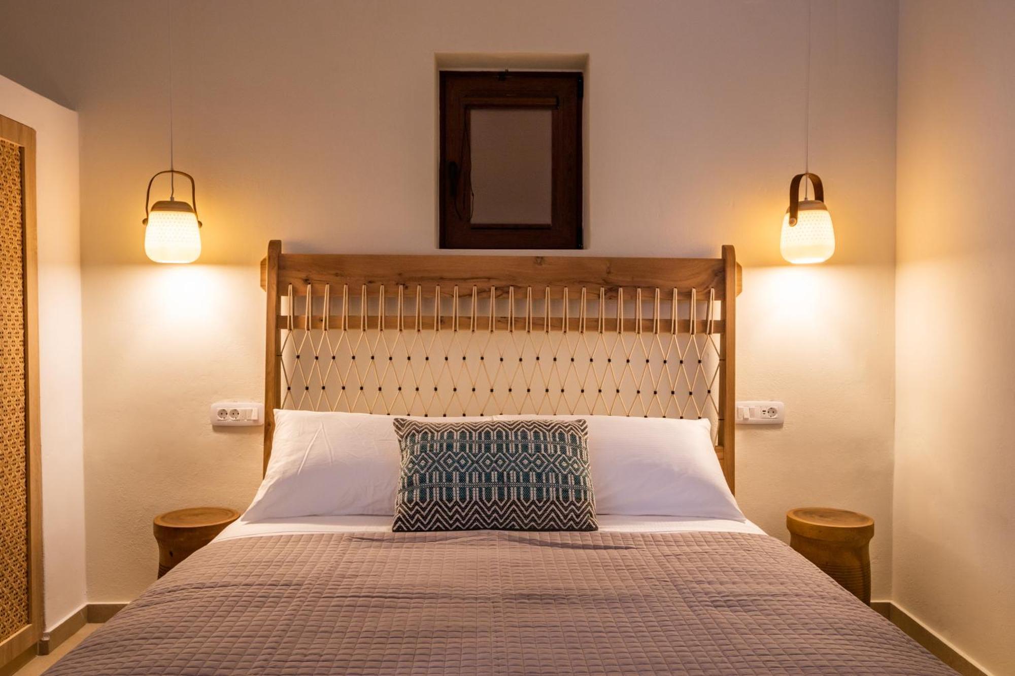 Mertelia Luxury Kyra Panagia