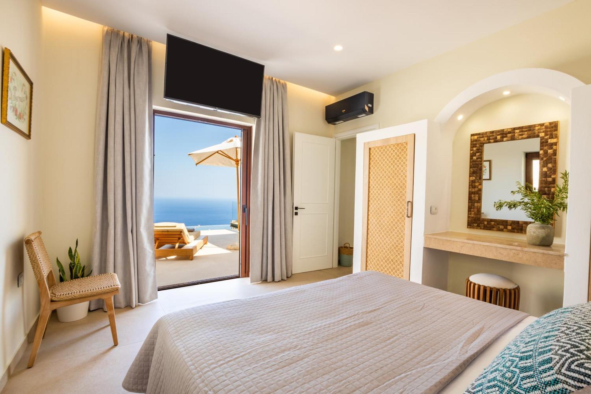 Mertelia Luxury * Kyra Panagia