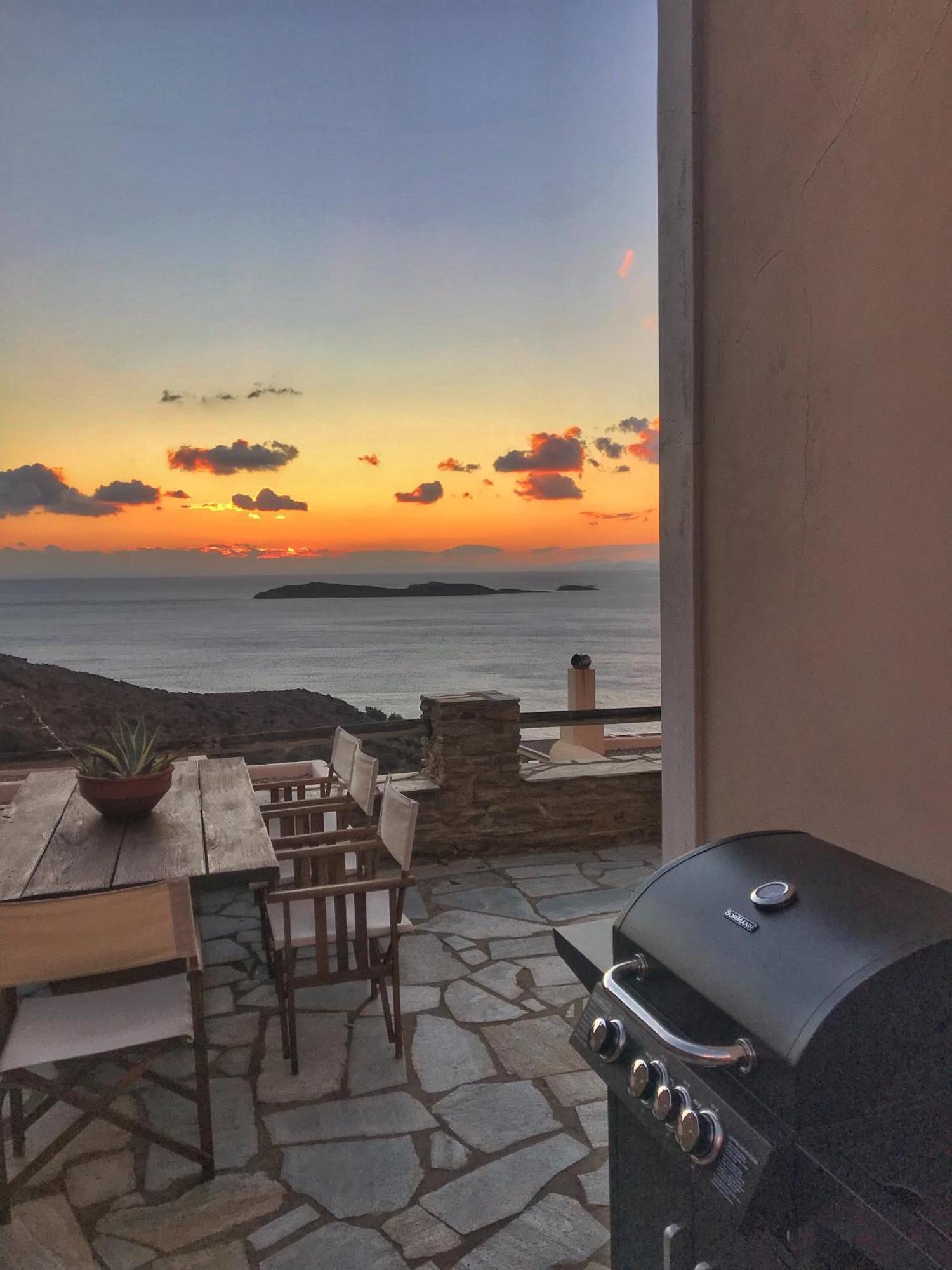 Irida - Sea & Sunset Flats By Explore Andros *