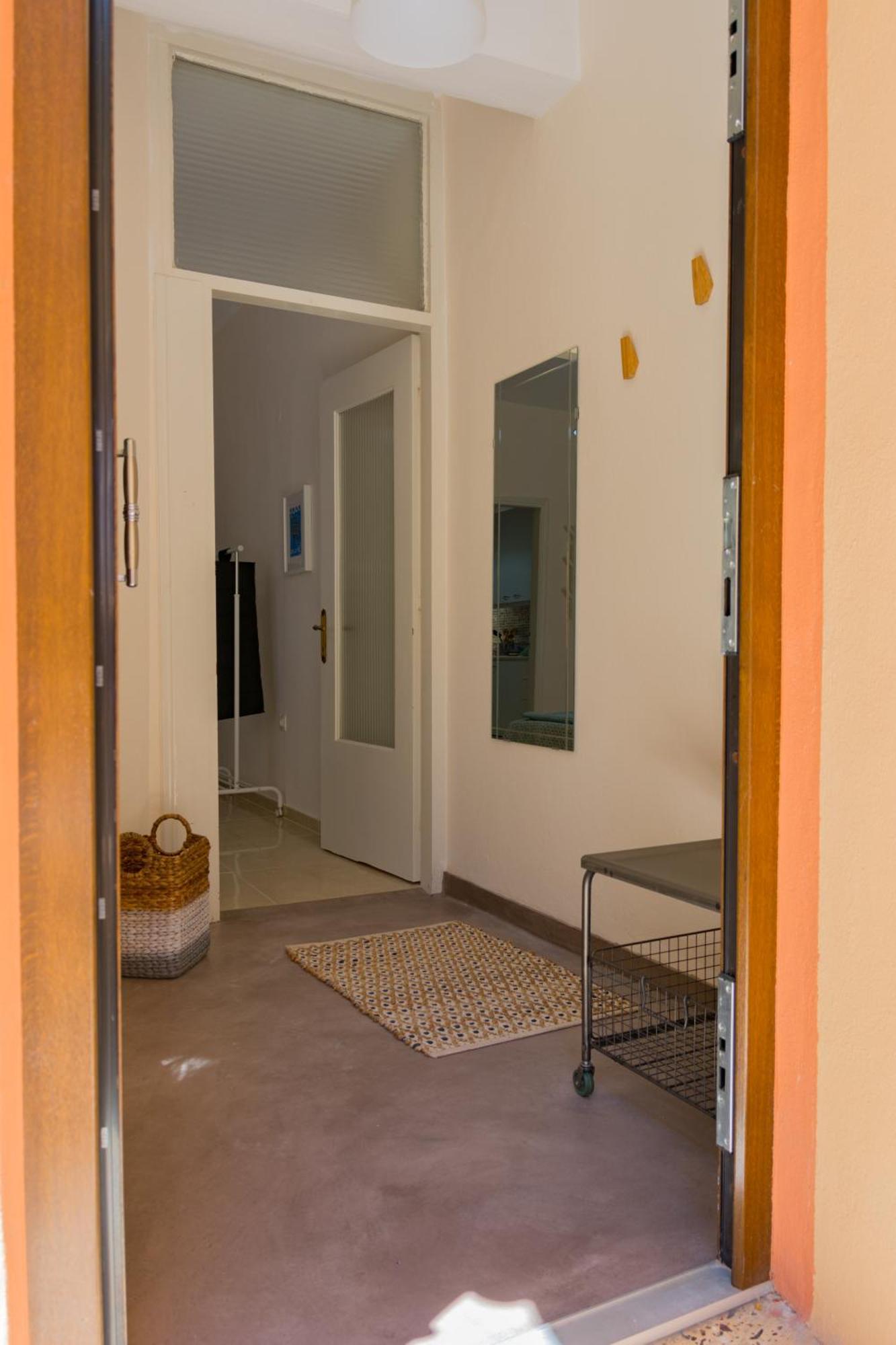 Kalimera Apartment *