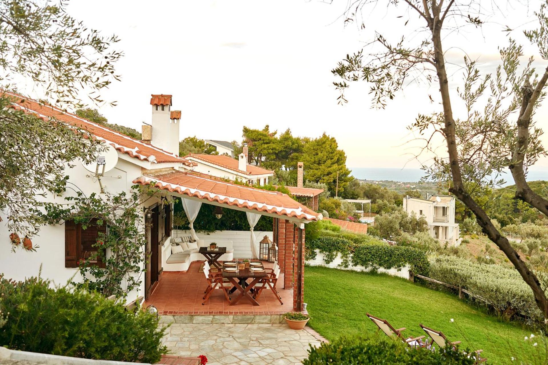 Villa Eleven - Private With A Breathtaking View Skiathos Town