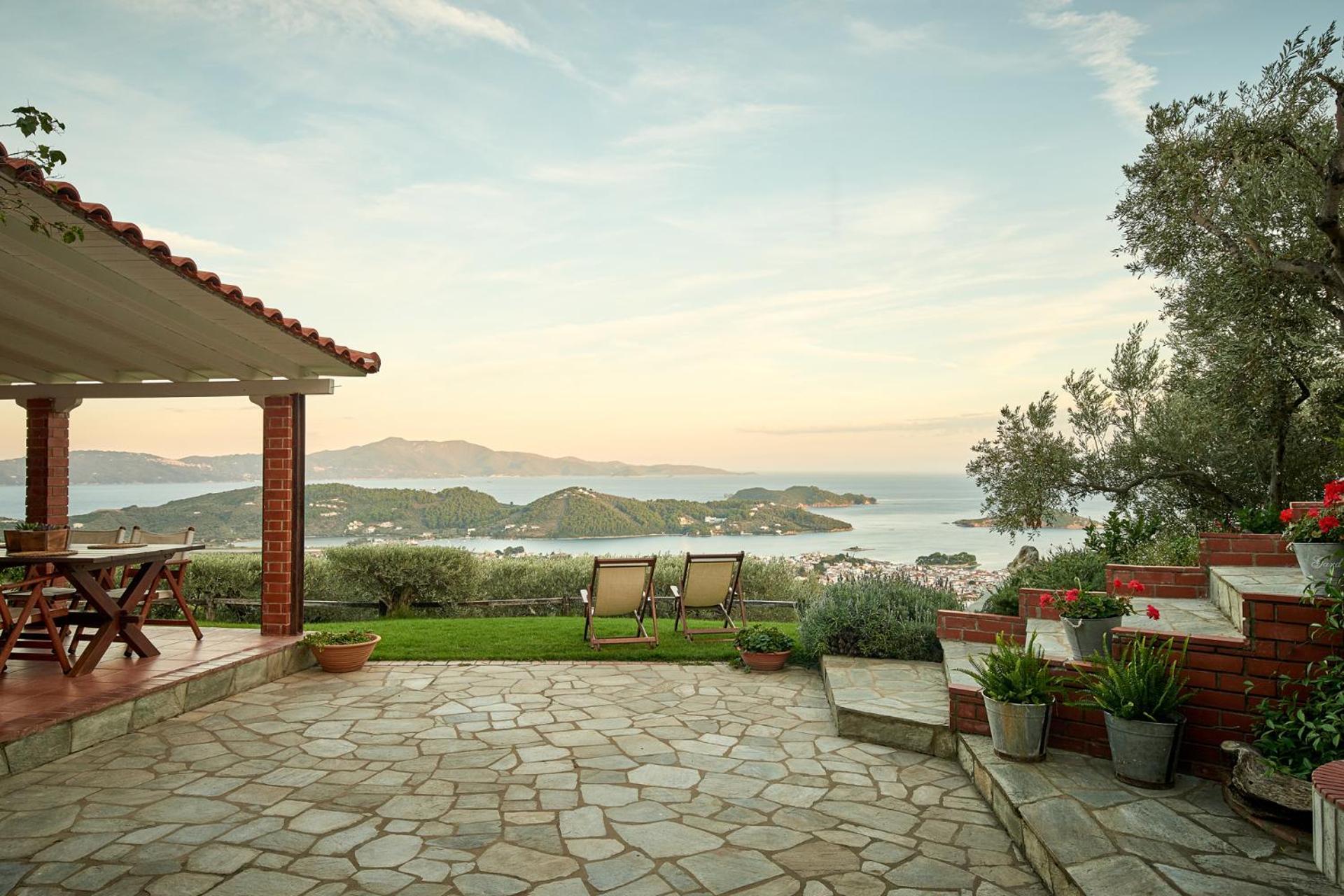 Eleven - Private With A Breathtaking View Villa Skiathos Town