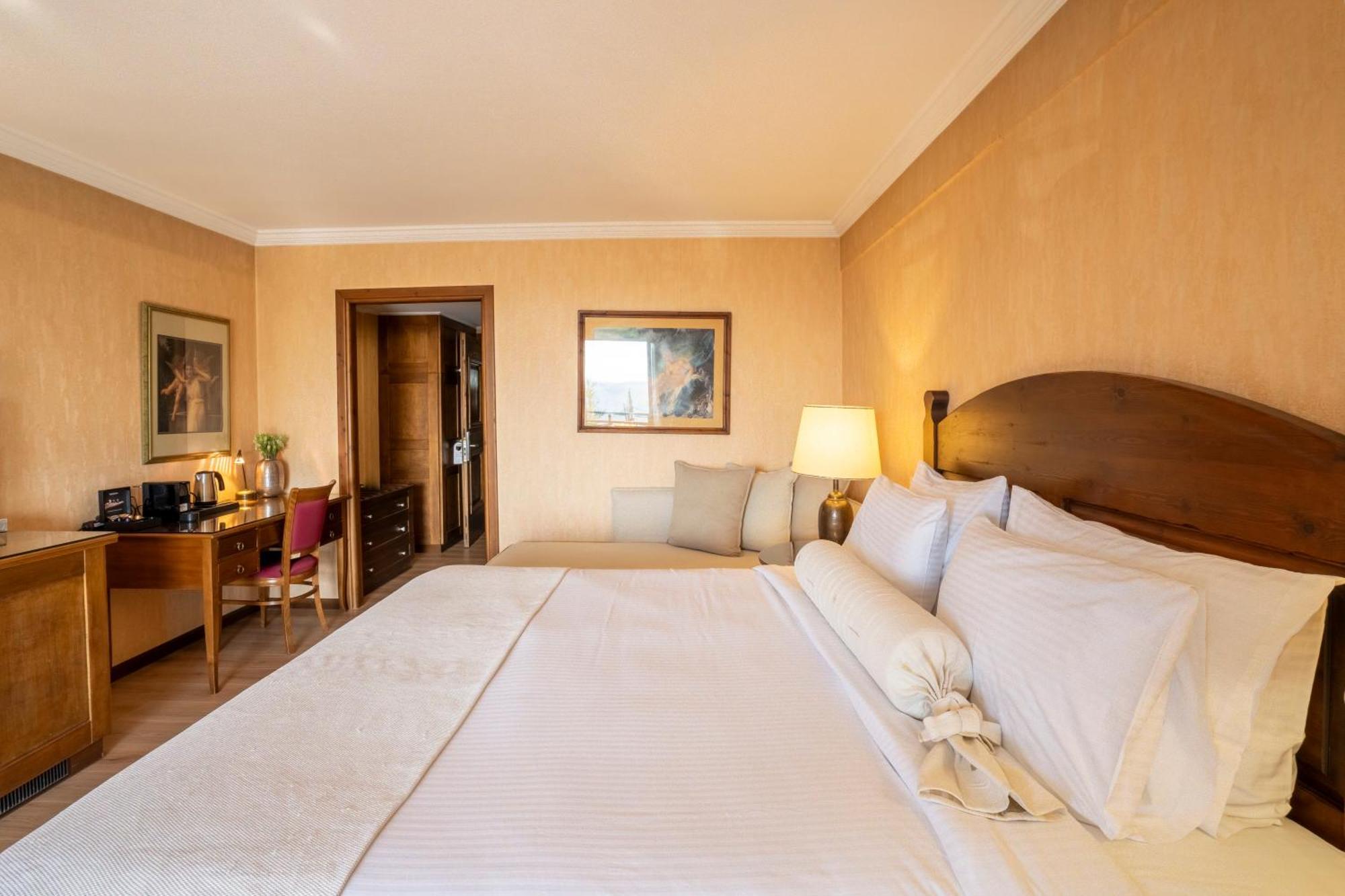 Hotel Likoria 4*