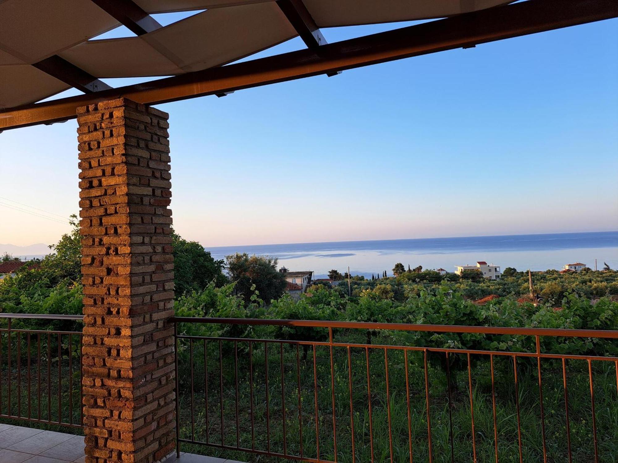 Holiday home Takis Bizos House 1 *