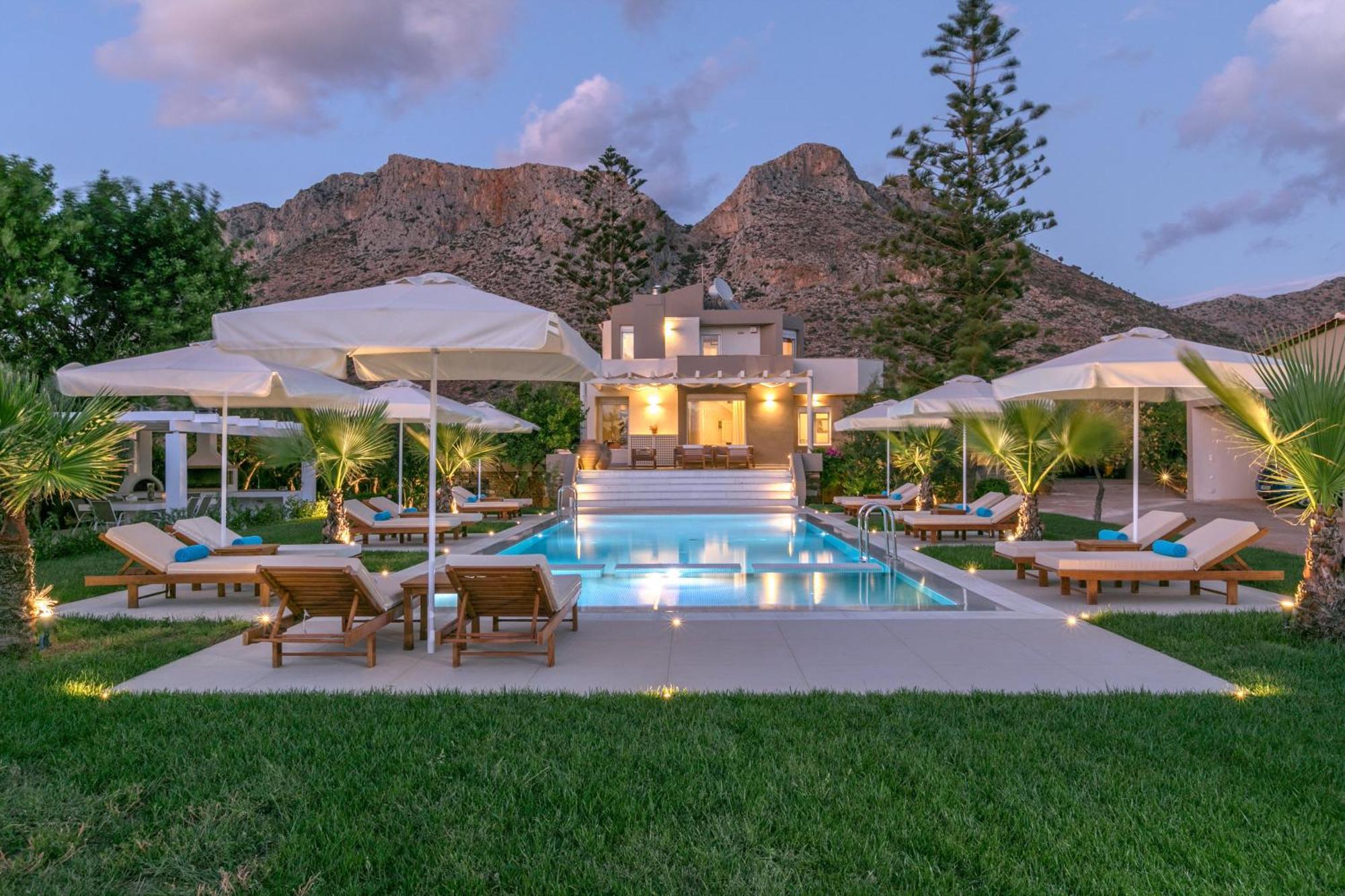 Villa Asterion Deep Blue