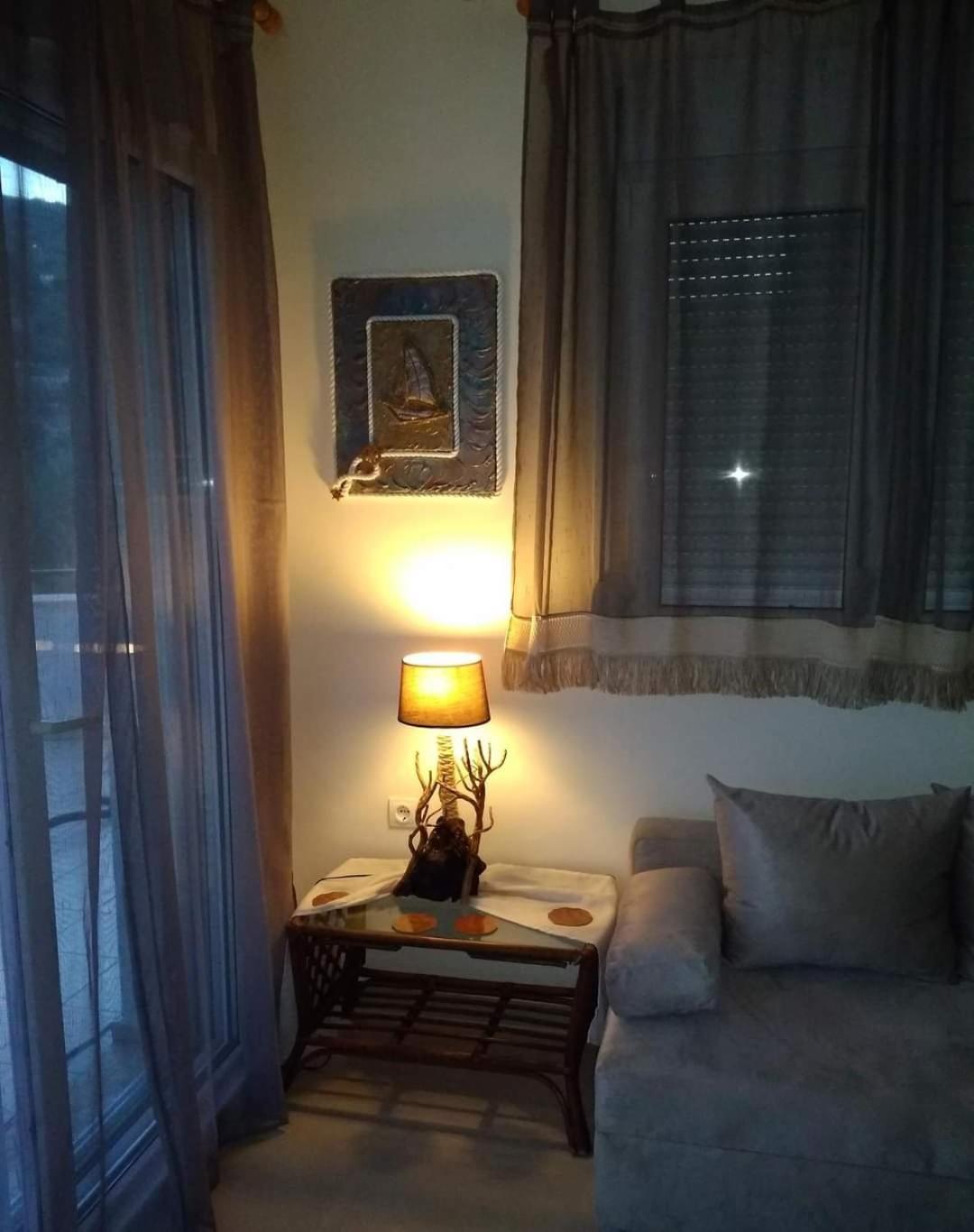 Iris Deluxe 4 *