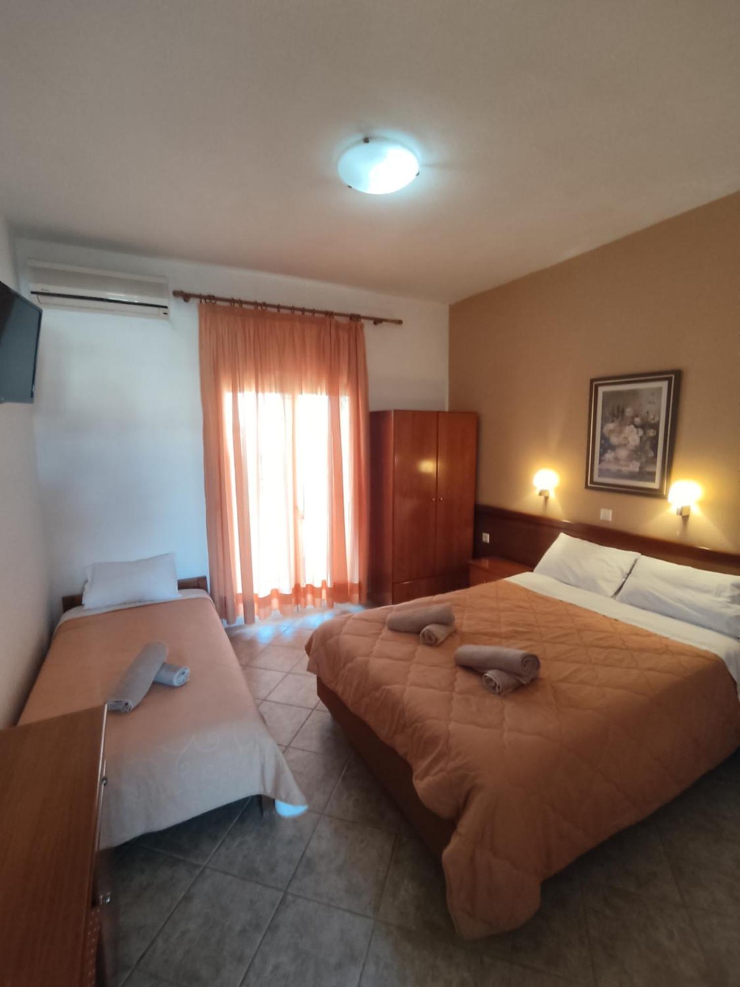 Aleka 6 * Agios Georgios (Corfu)