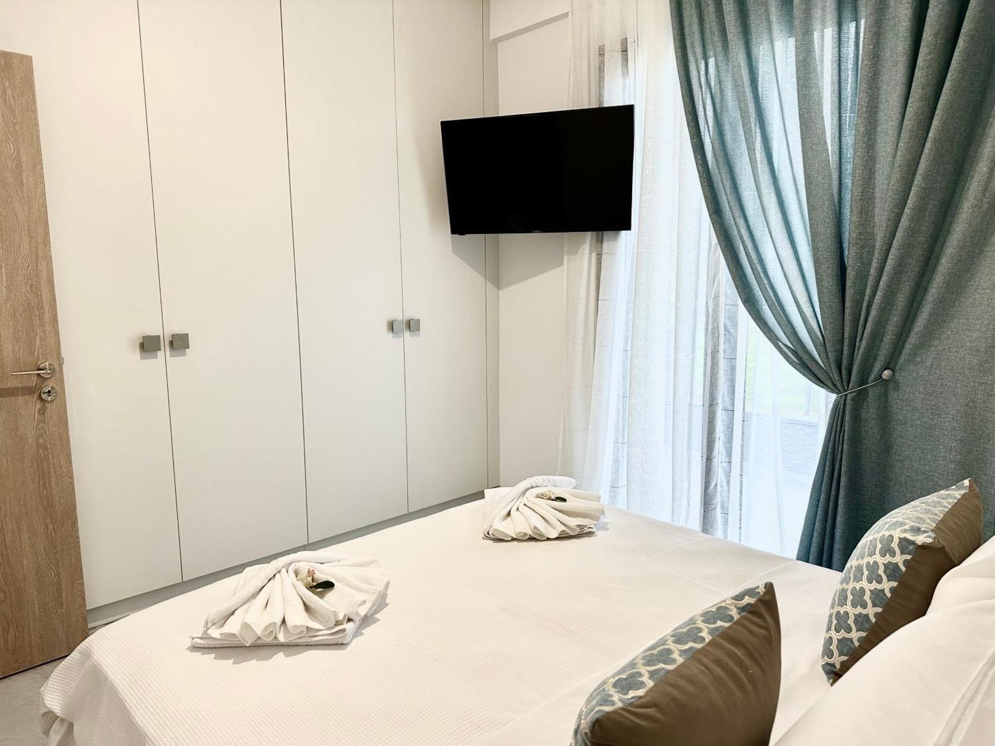 The Skyline Escape Apartment *