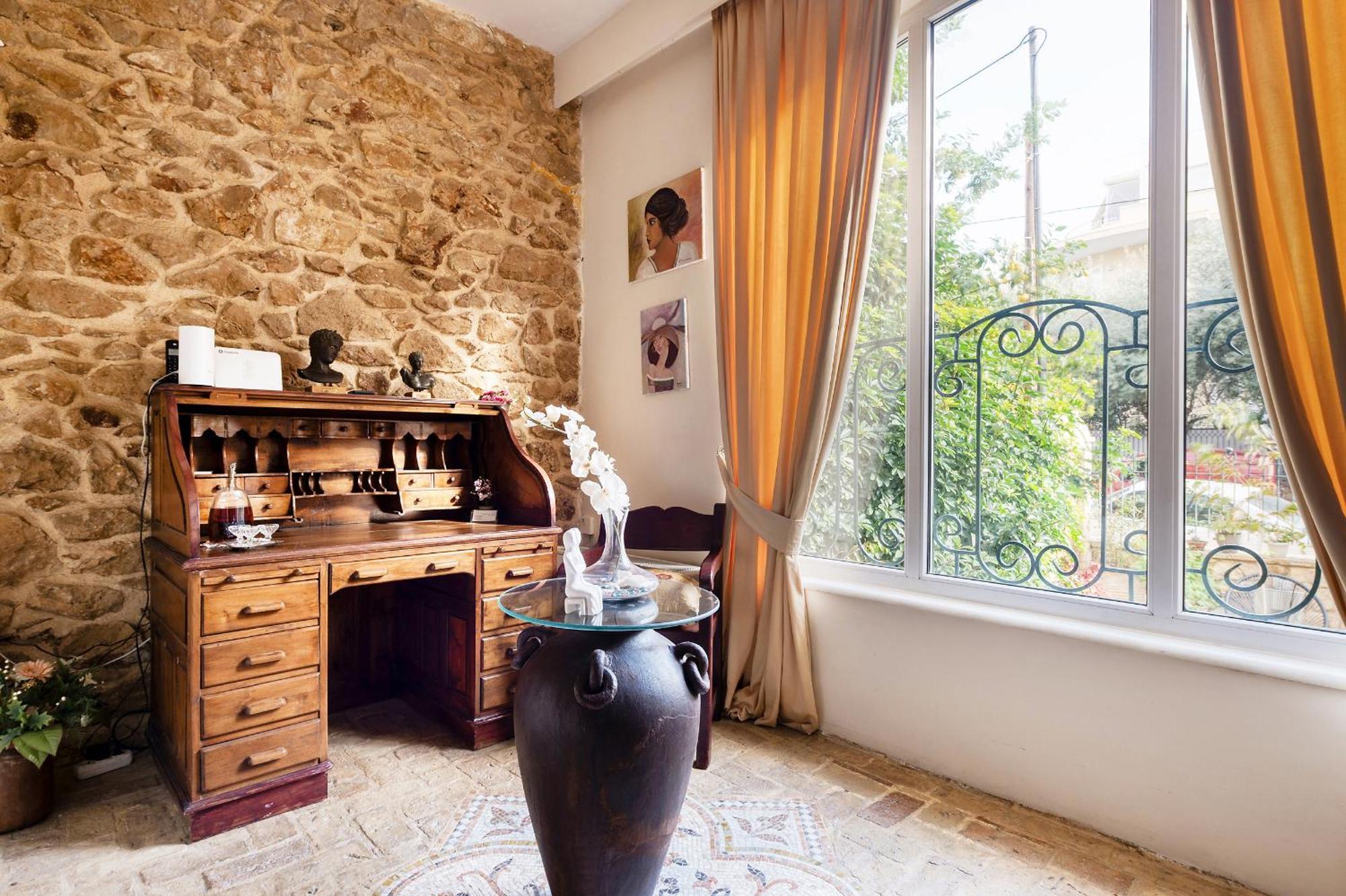 Artistic Luxury Villa