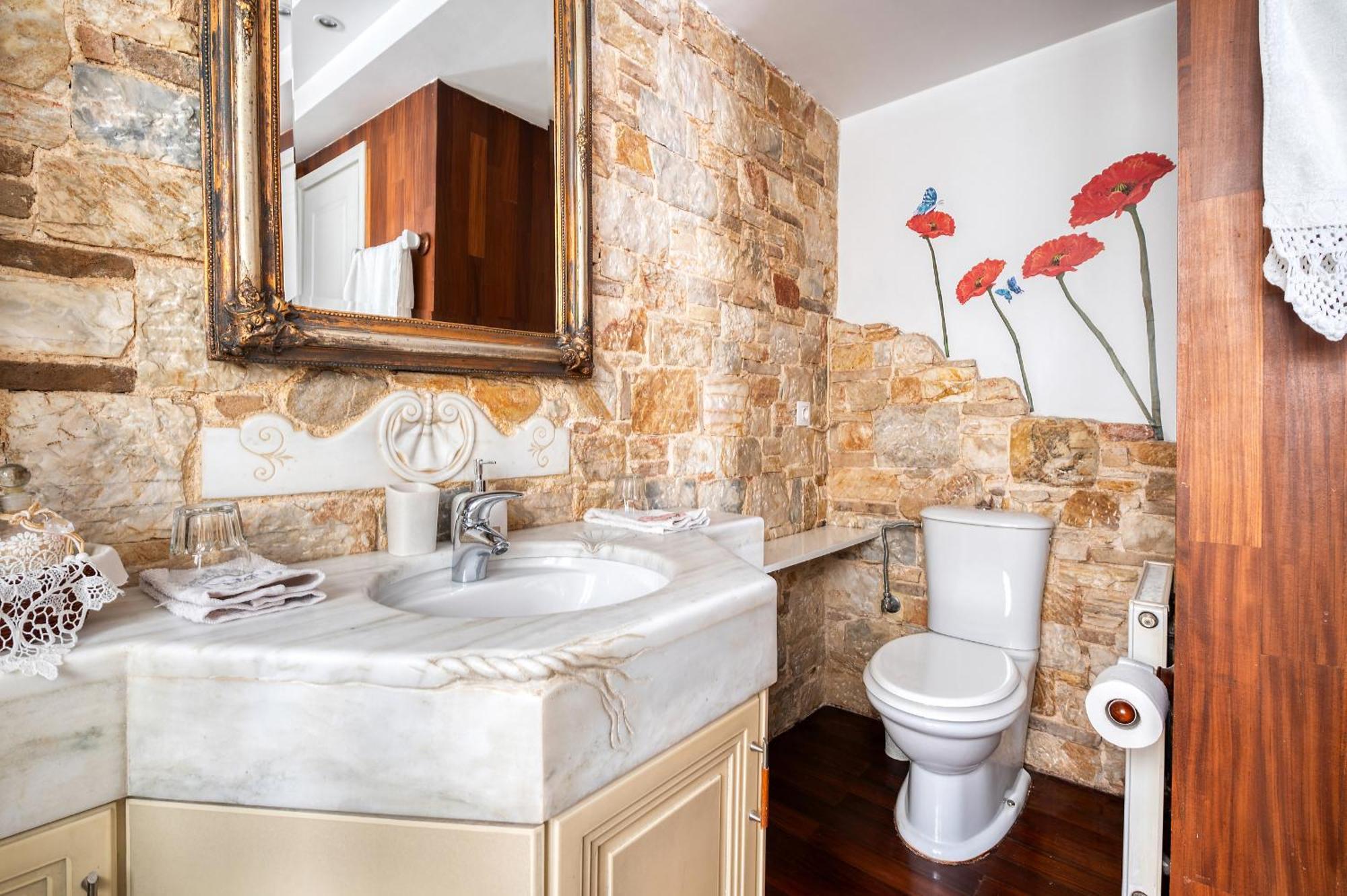 Artistic Luxury