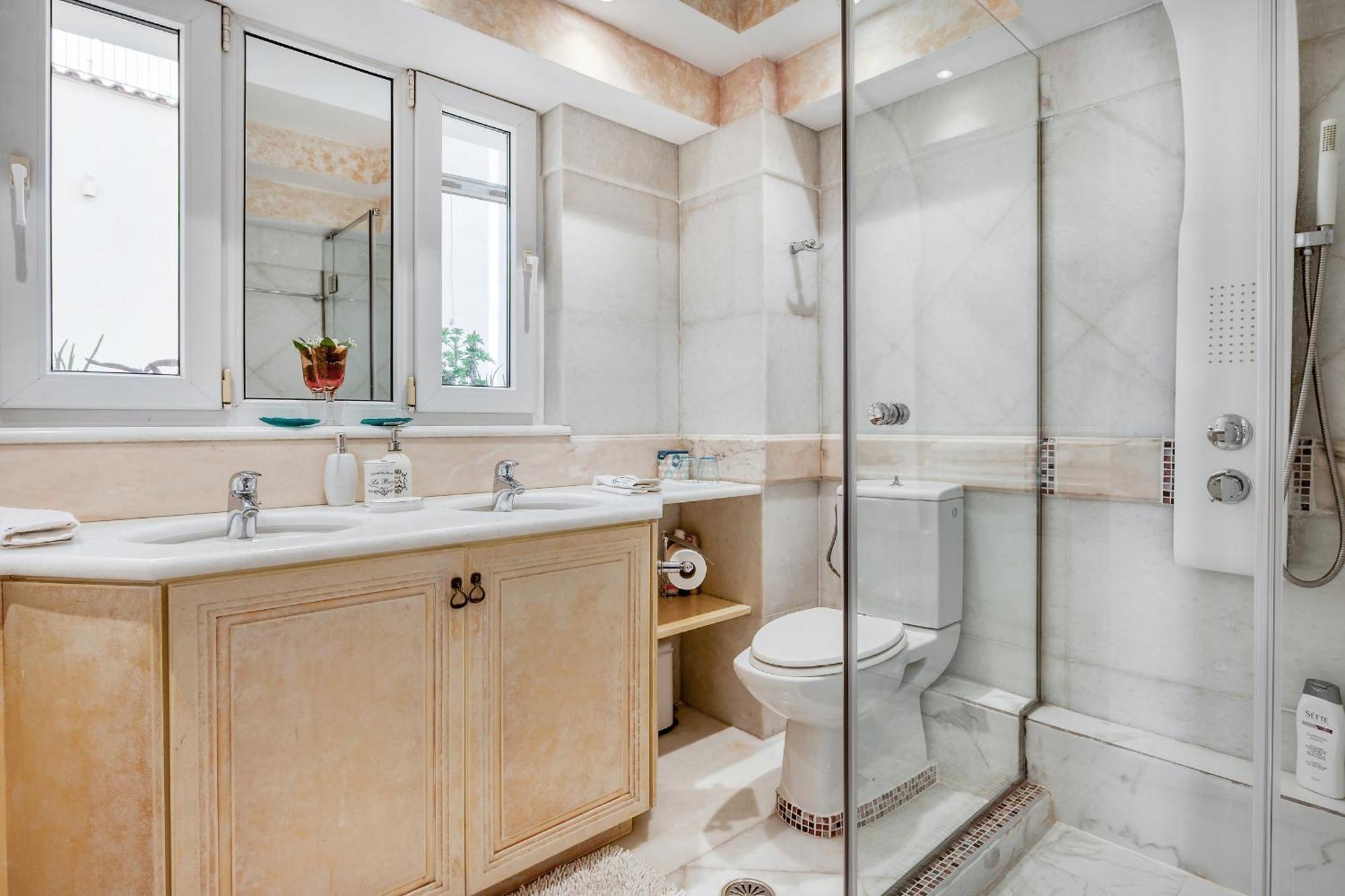 Villa Artistic Luxury *