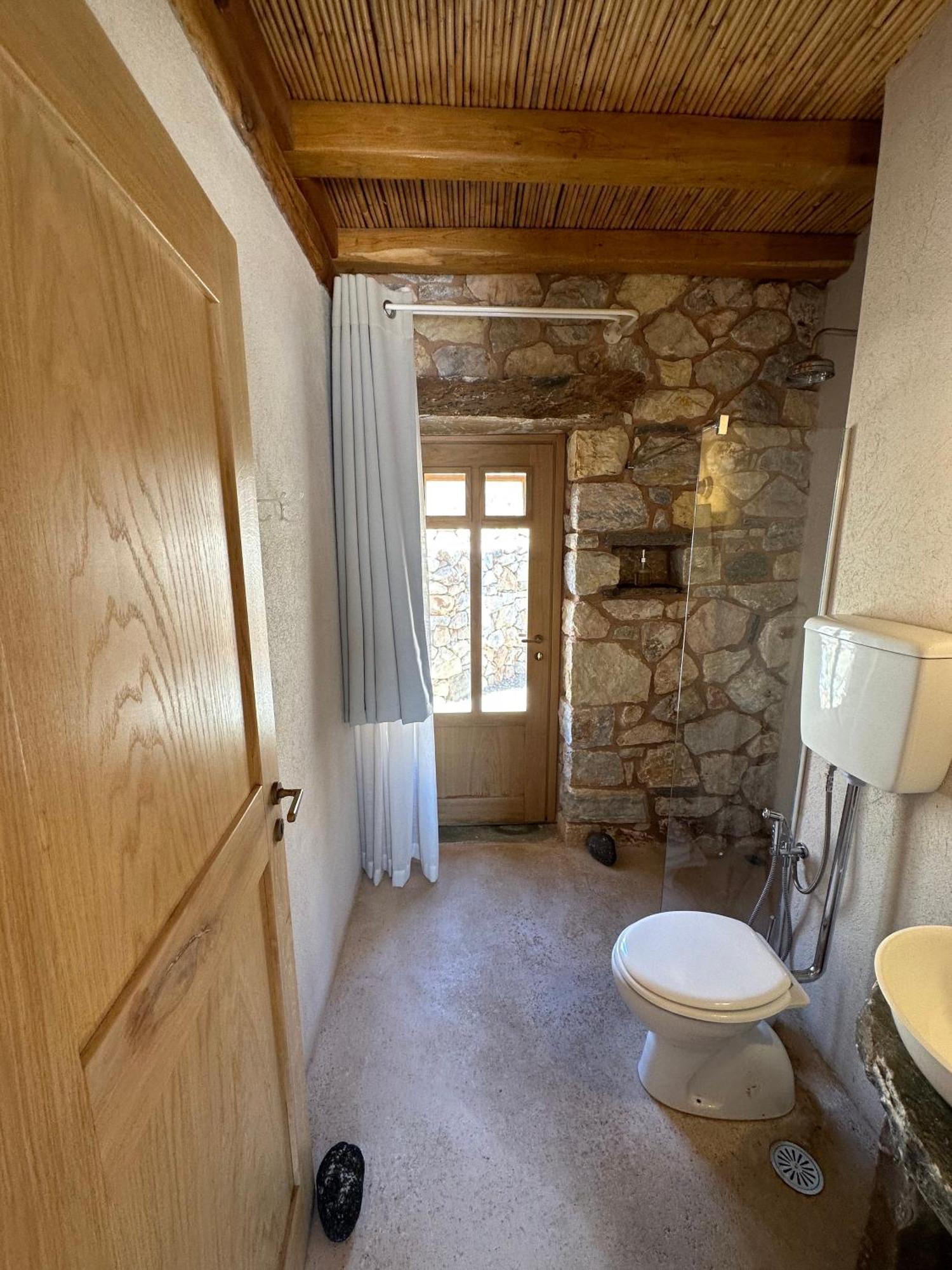 Hotel Phisis Nature Retreat Donoussa