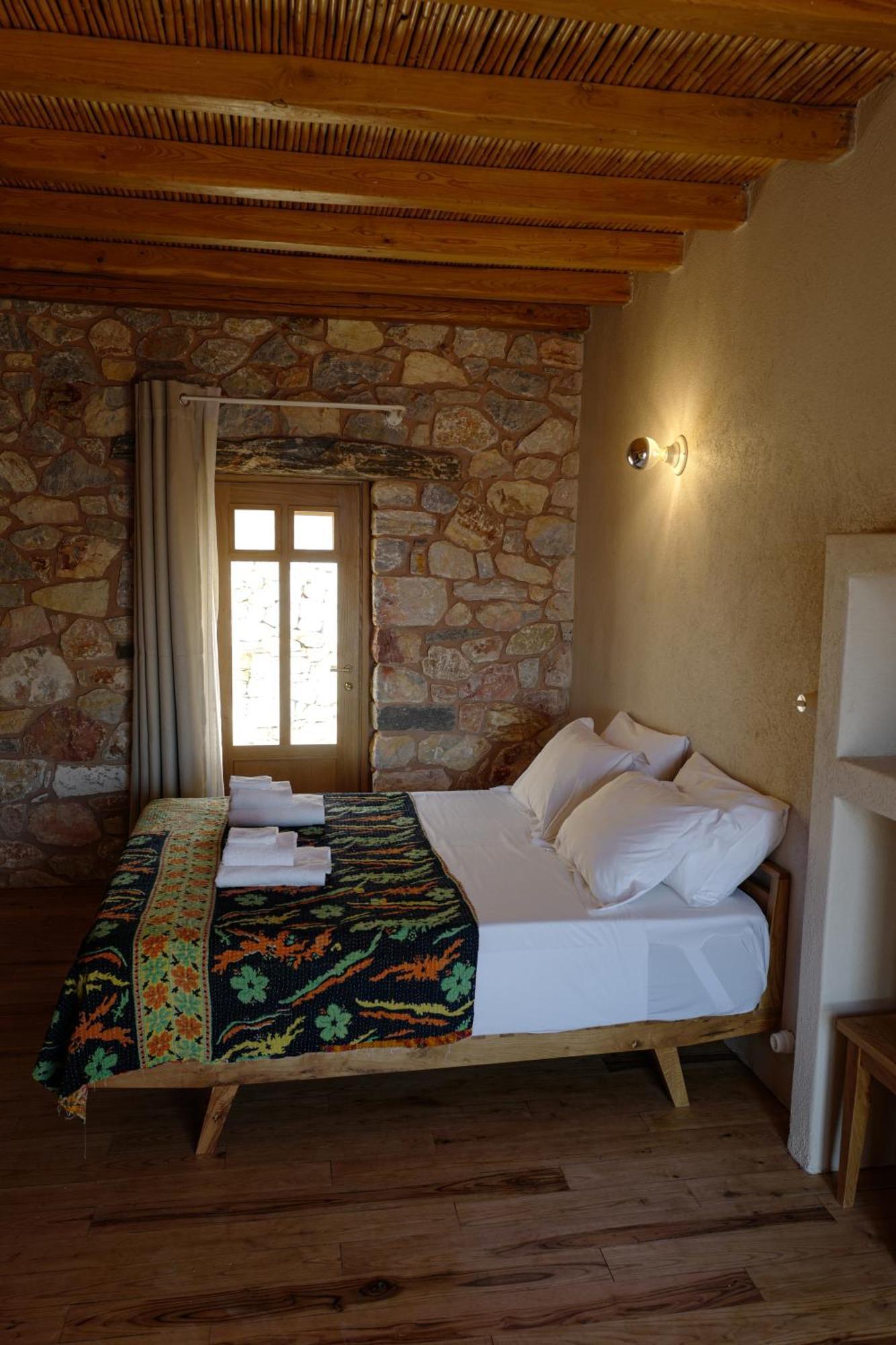 Hotel Phisis Nature Retreat