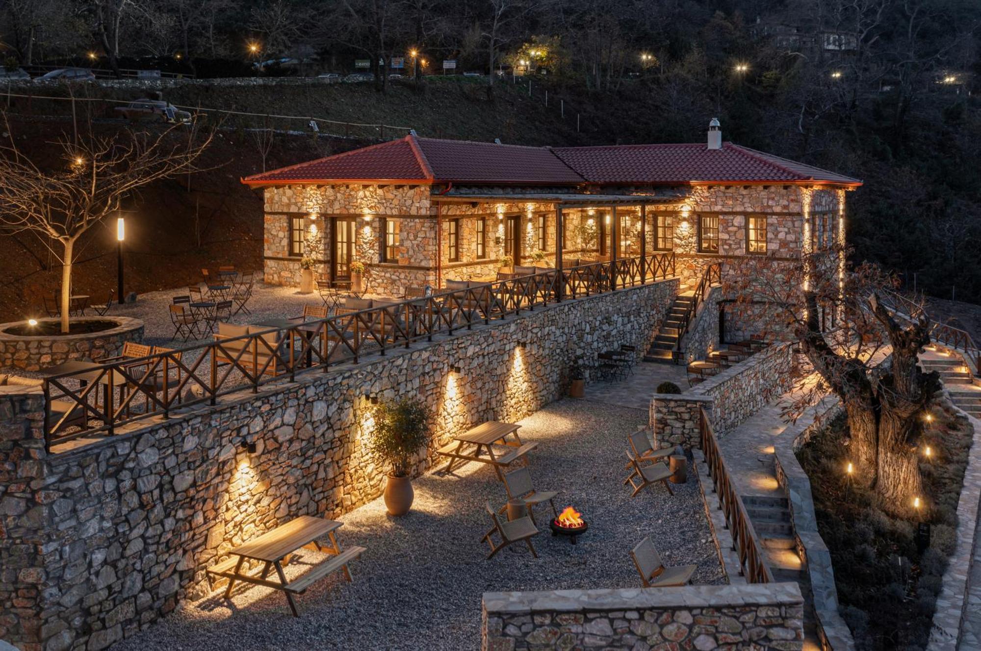 Unedo Seasons Boutique Hotel