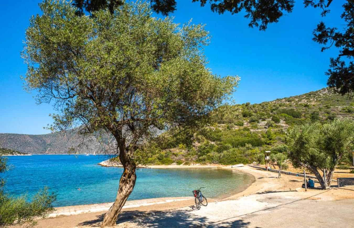 Loutsa Waterside Vathy (Ithaca)