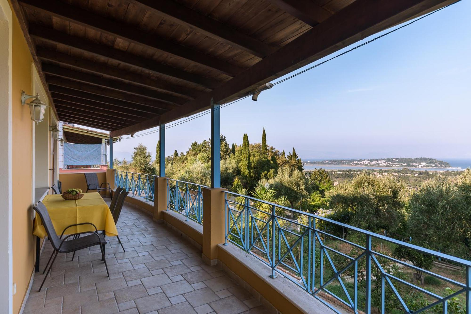 House With Private Mini Pool Jacuzzi & Viros