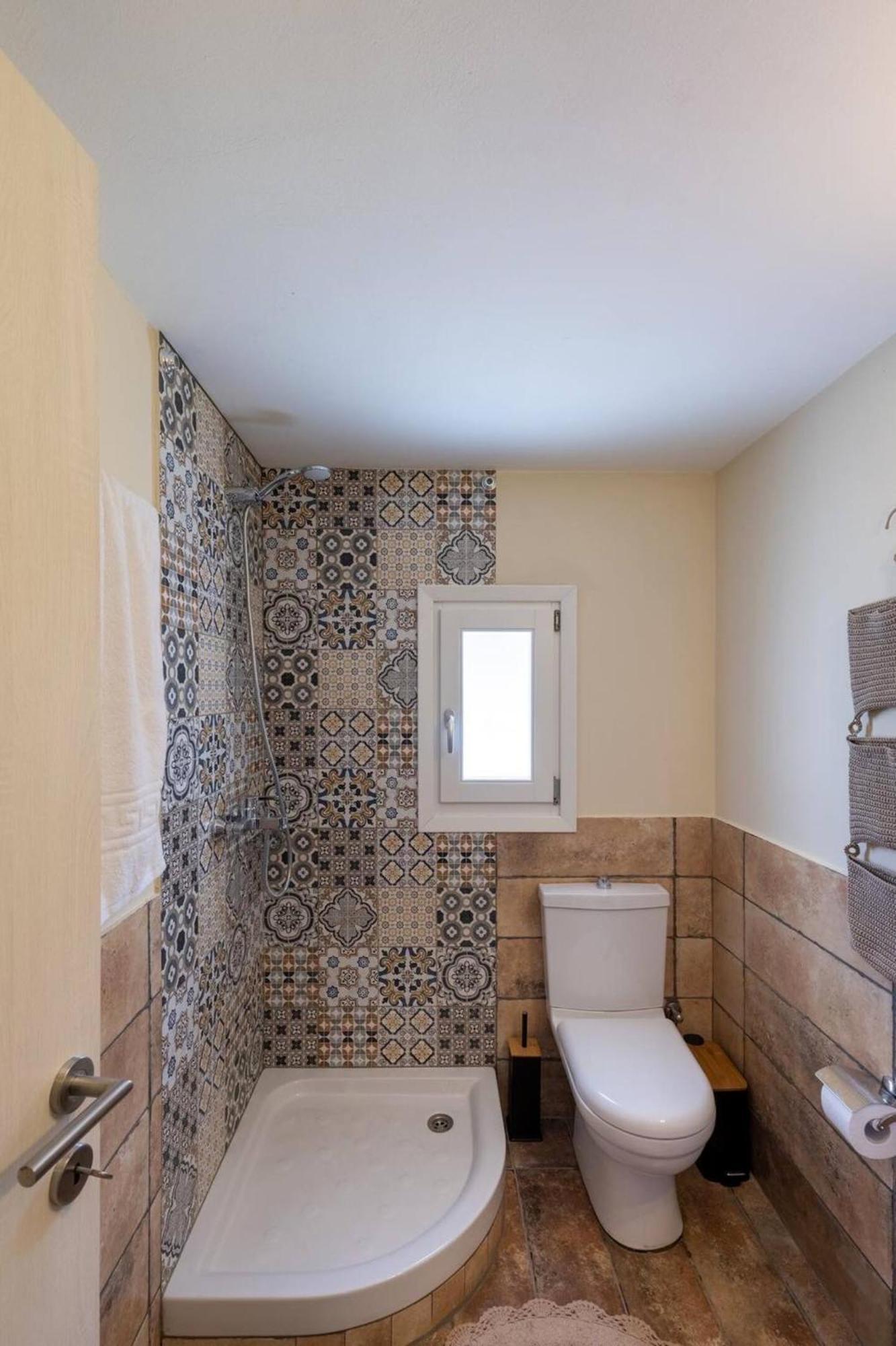 Villa Stelios-korina With Pool And Stunning View In Syros Posidonia