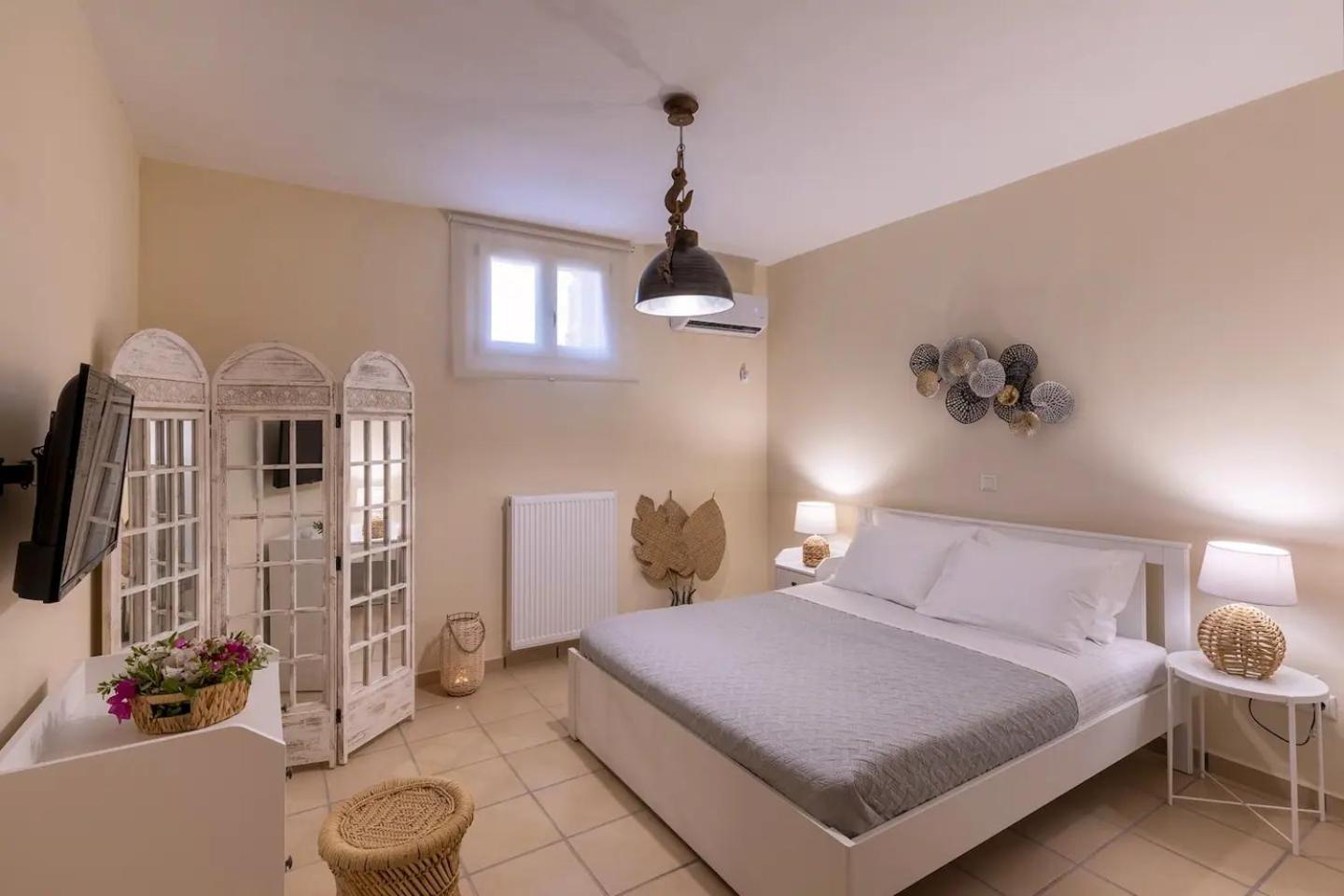 Villa Stelios-korina With Pool And Stunning View In Syros Posidonia