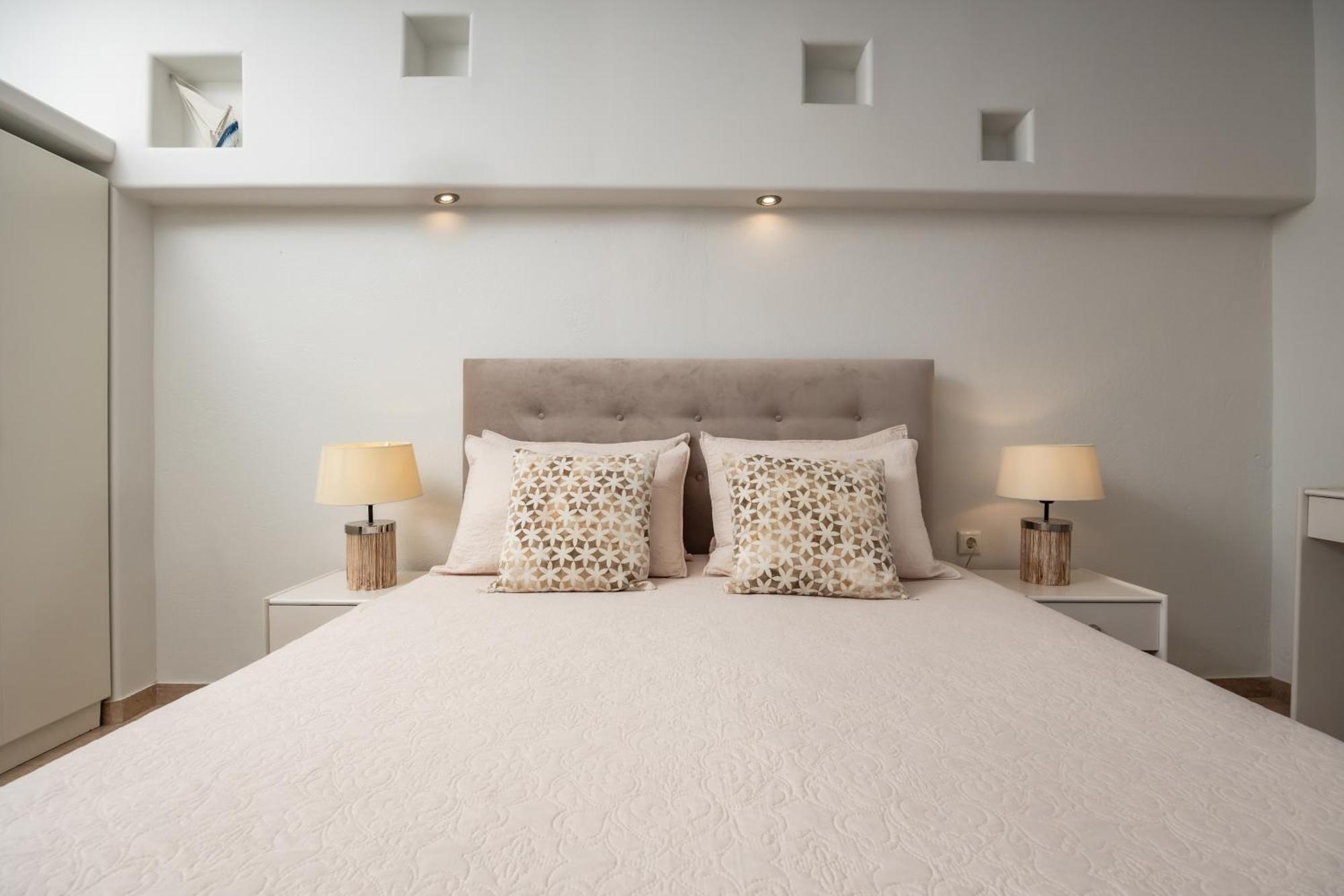 Aggeliki's Diamond Aparthotel 2*