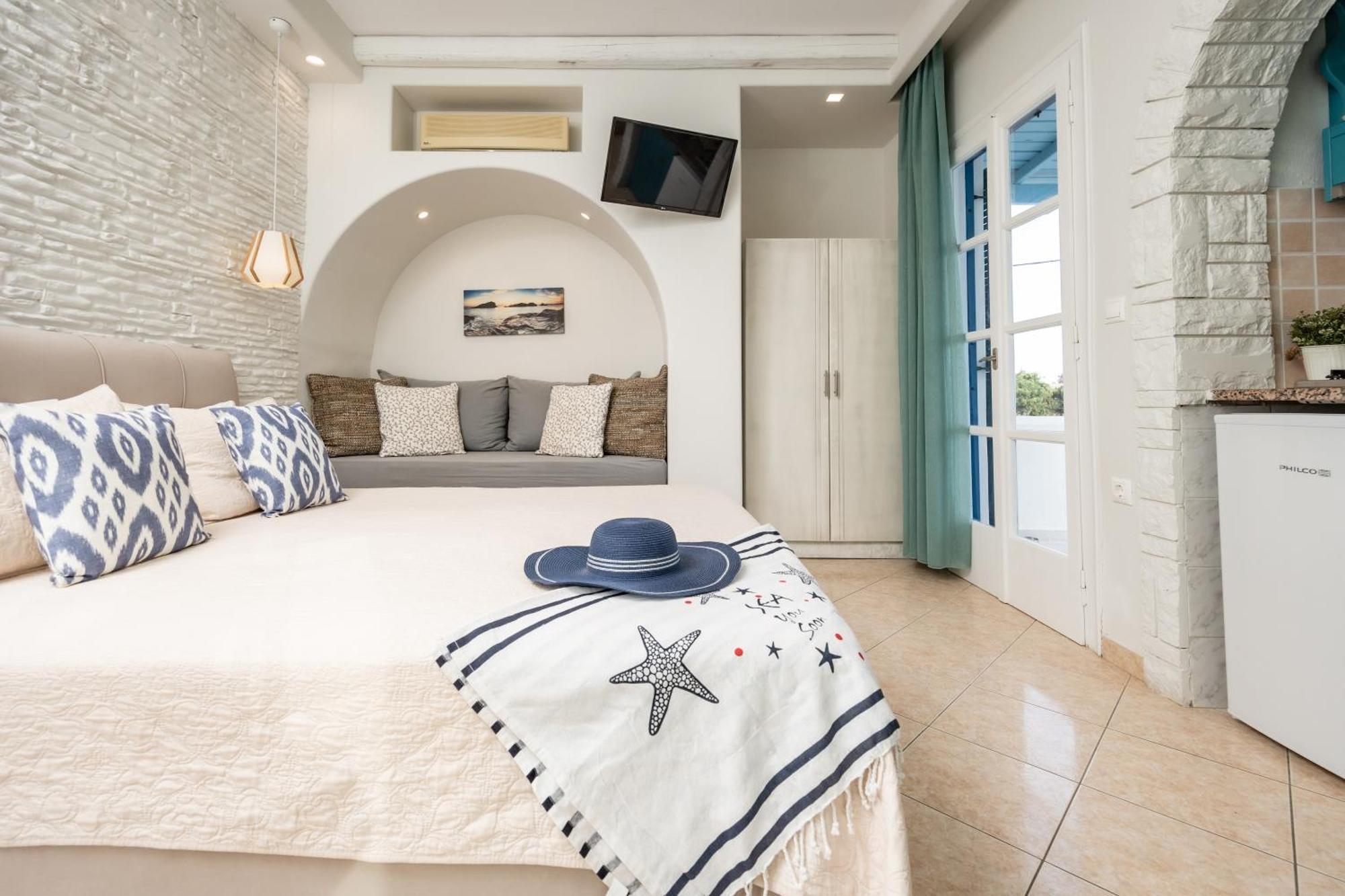 Aggeliki's Diamond Aparthotel