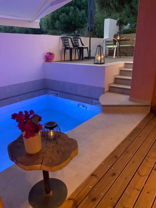 Cute With Private Pool * Palairos