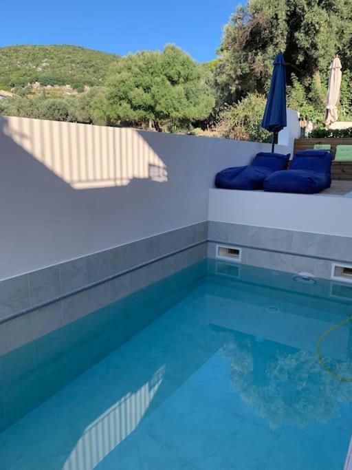Cute With Private Pool Apartment *