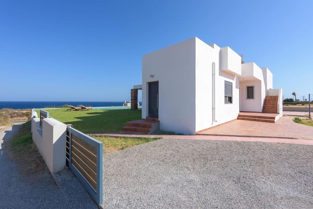 Cristelia Seafront & Pool Villa Lachania (Rhodes)