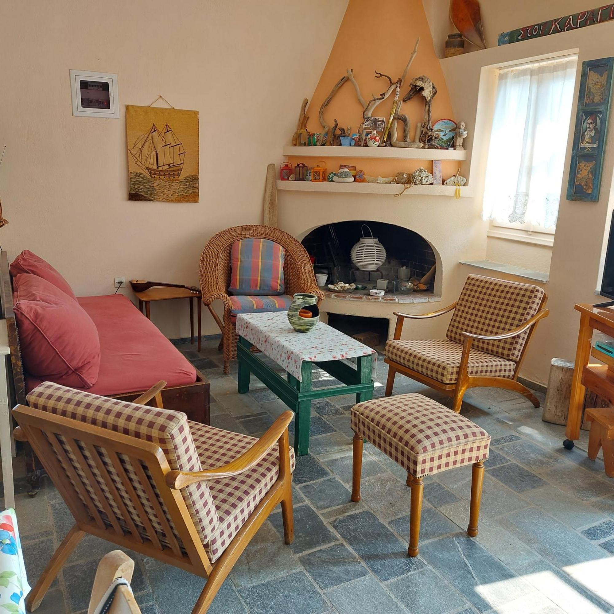 Sunrise House * Alonnisos Town