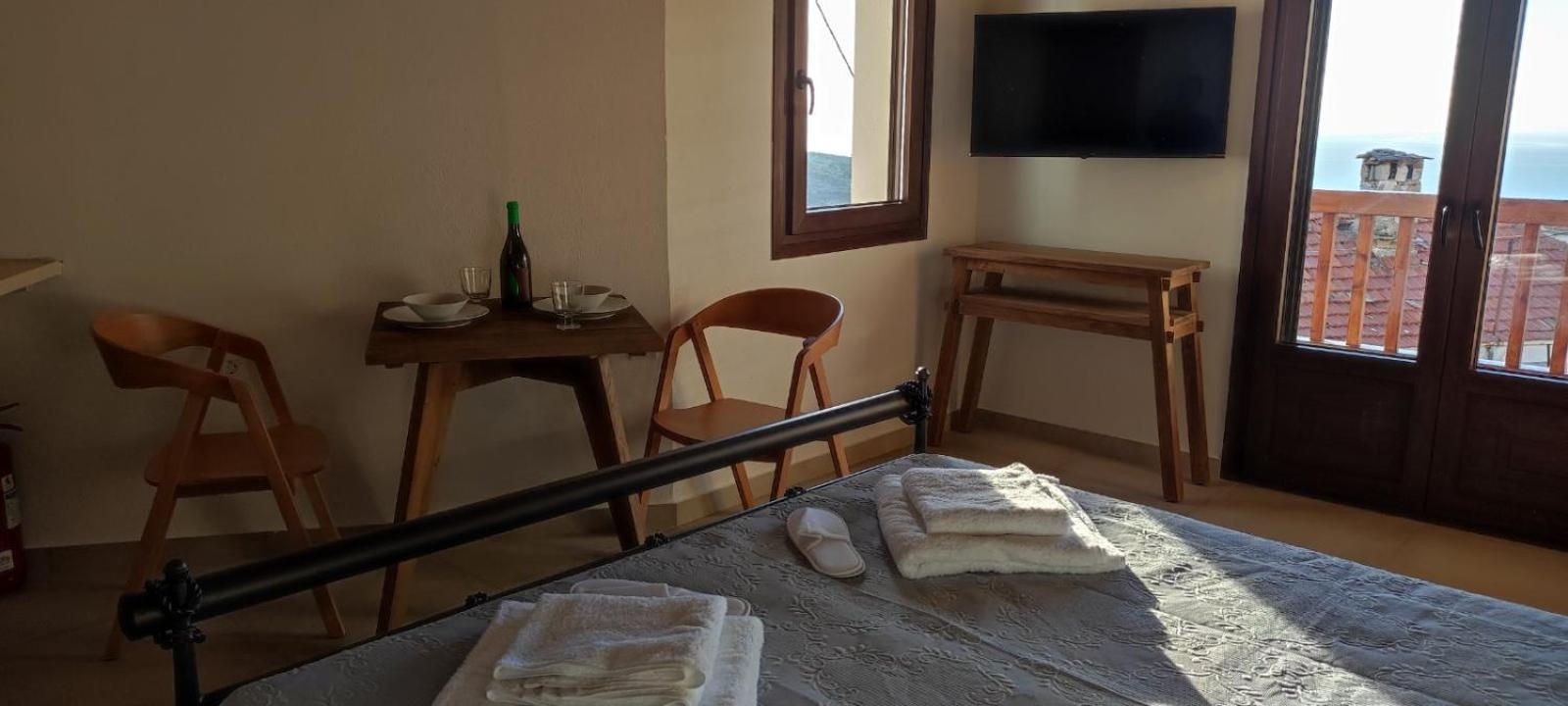 Annousa's House & Aparthotel