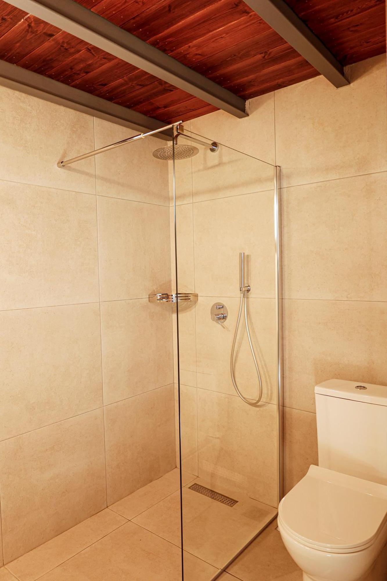 Annousa's House & Aparthotel