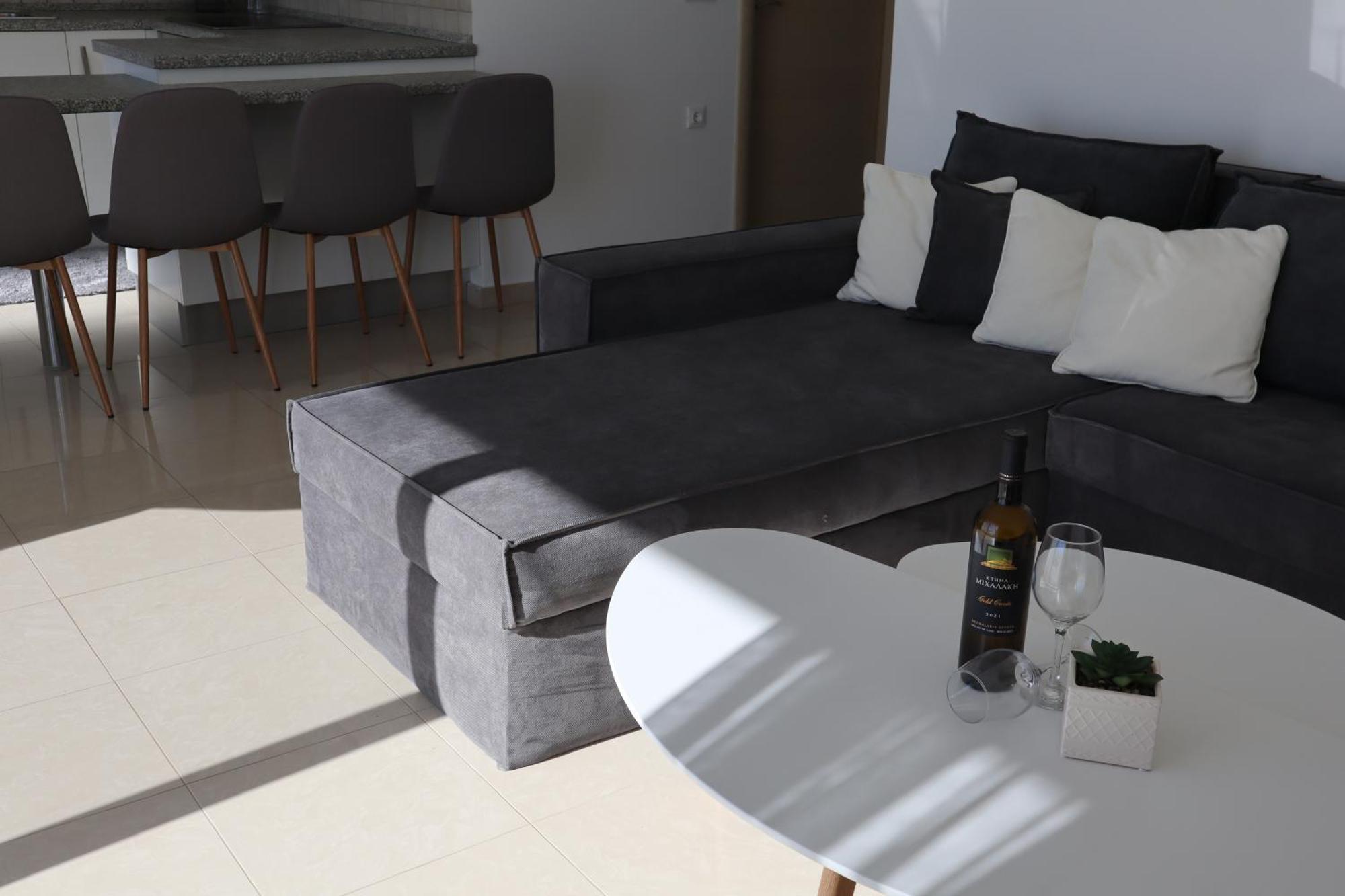 Grande View Apartment *