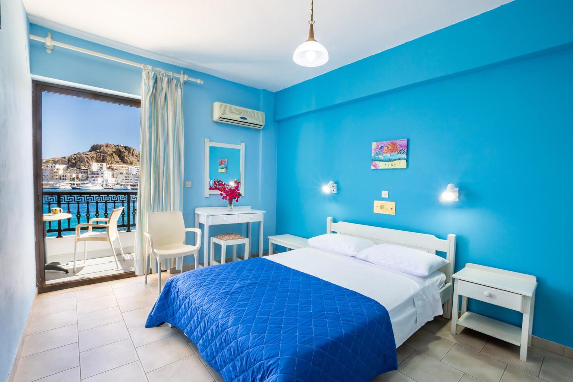 P I G A D I A B A Y Aparthotel