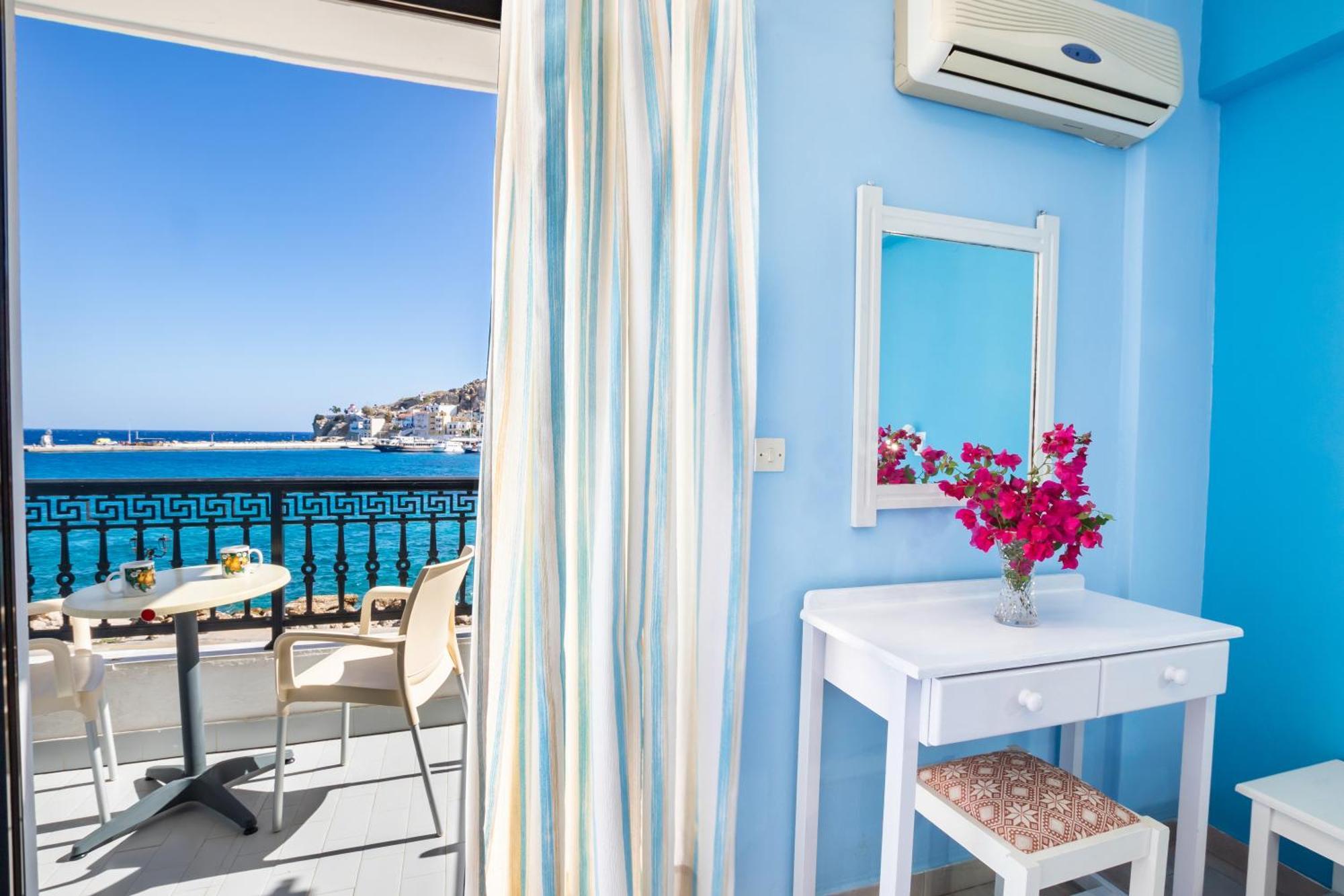 P I G A D I A B A Y Aparthotel Karpathos Town (Pigadia)