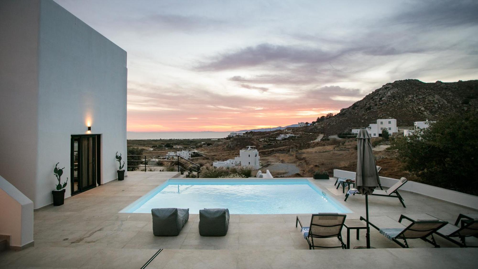 Milagro 4br With Sea View Mikri Vigla Naxos City