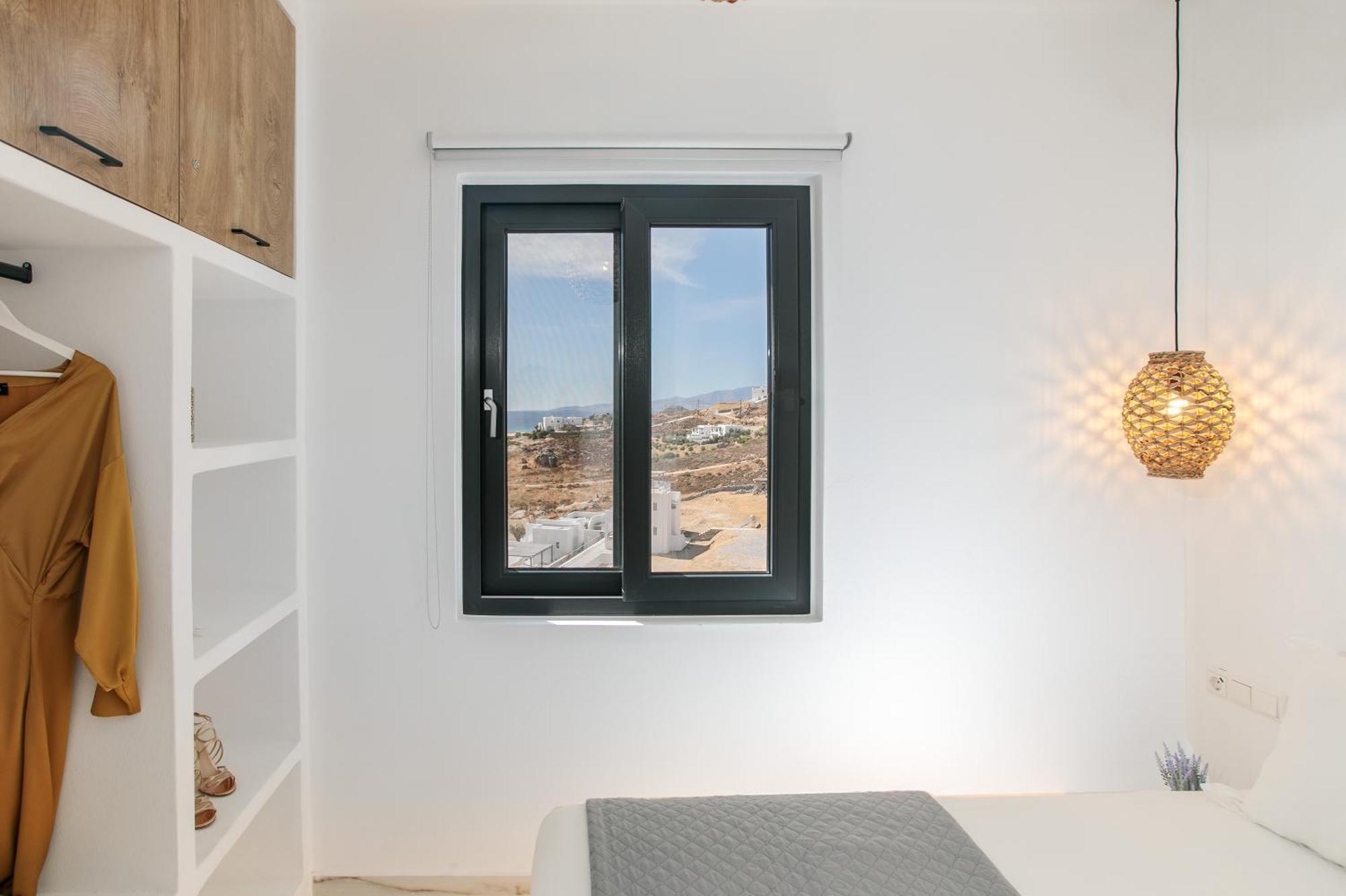 Milagro 4br With Sea View Mikri Vigla Naxos City