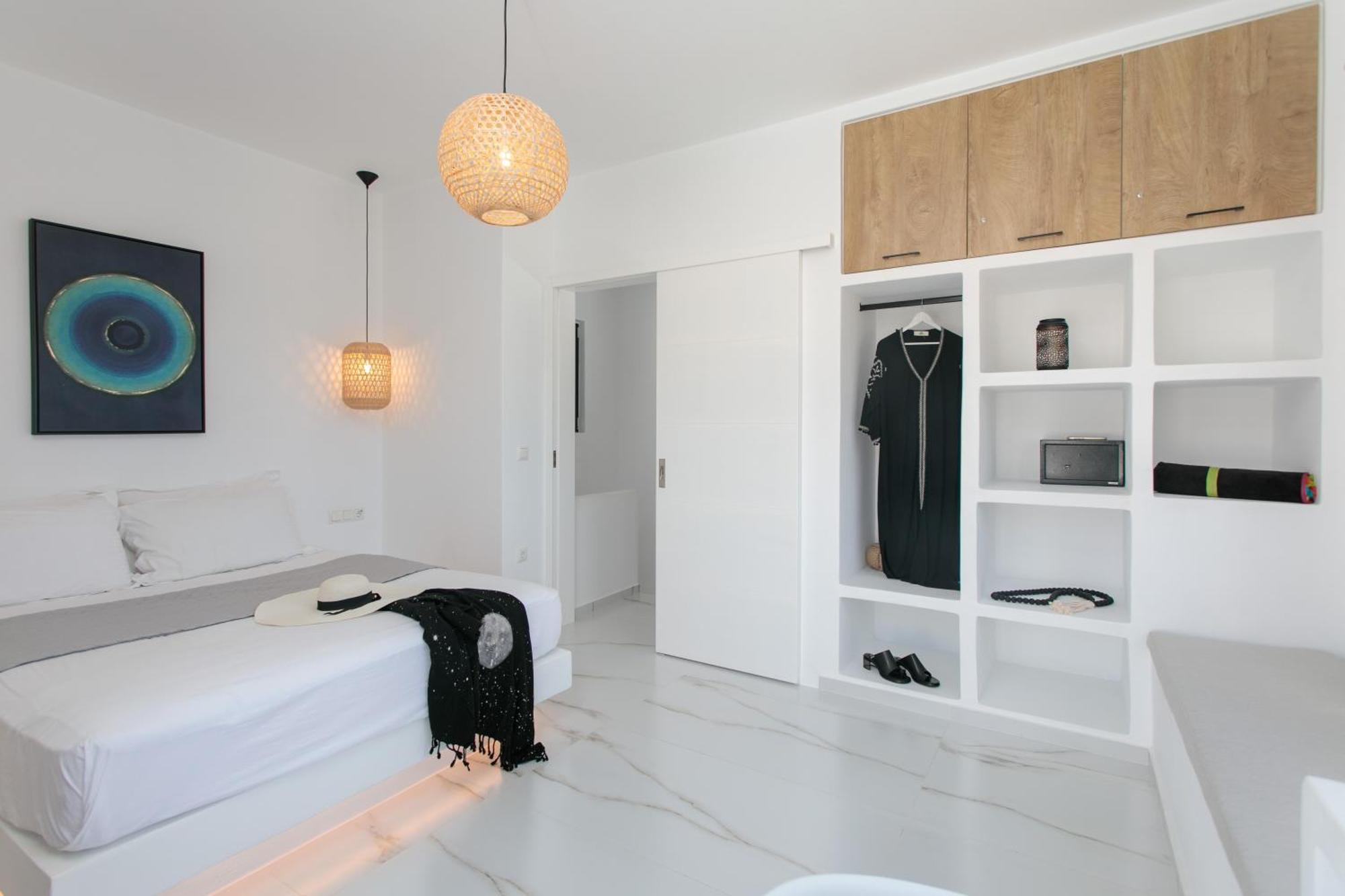Milagro 4br With Sea View Mikri Vigla Naxos City
