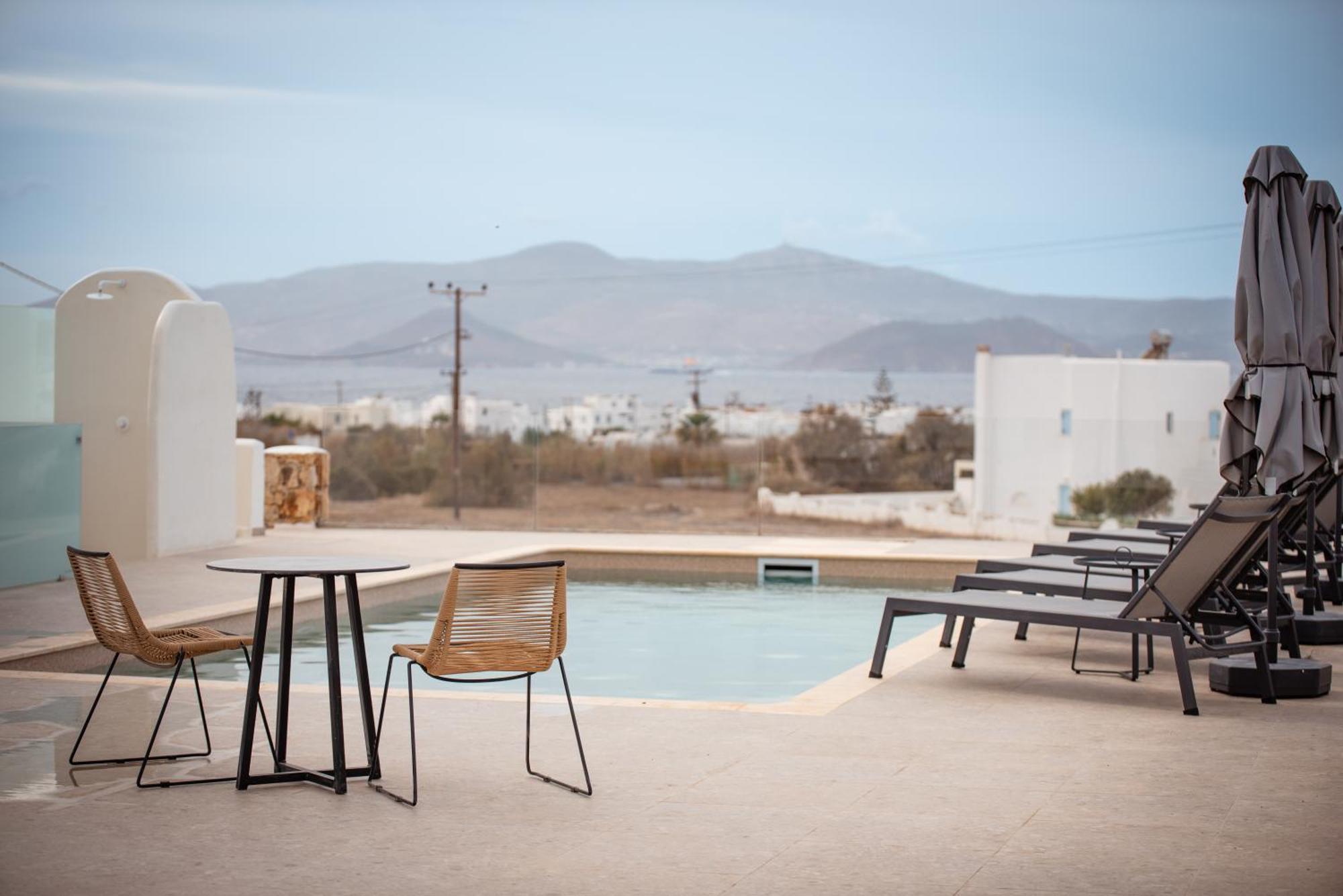 Anais Of Naxos 3*